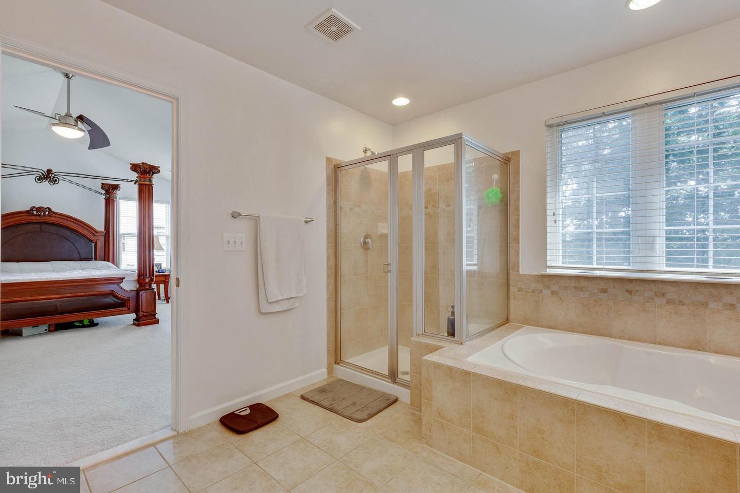 WHITE OAK - Residential