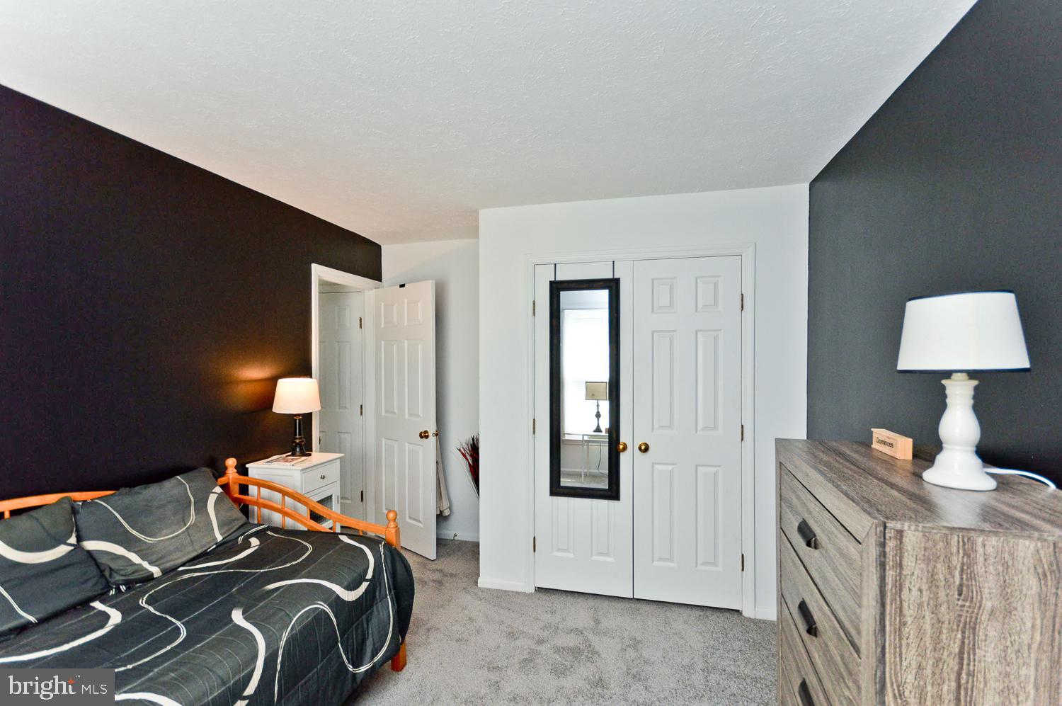 SEVERN CROSSING - Residential