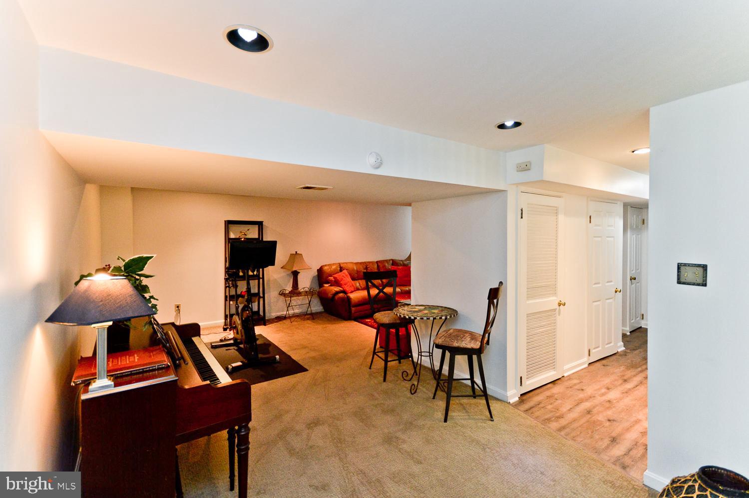 SEVERN CROSSING - Residential