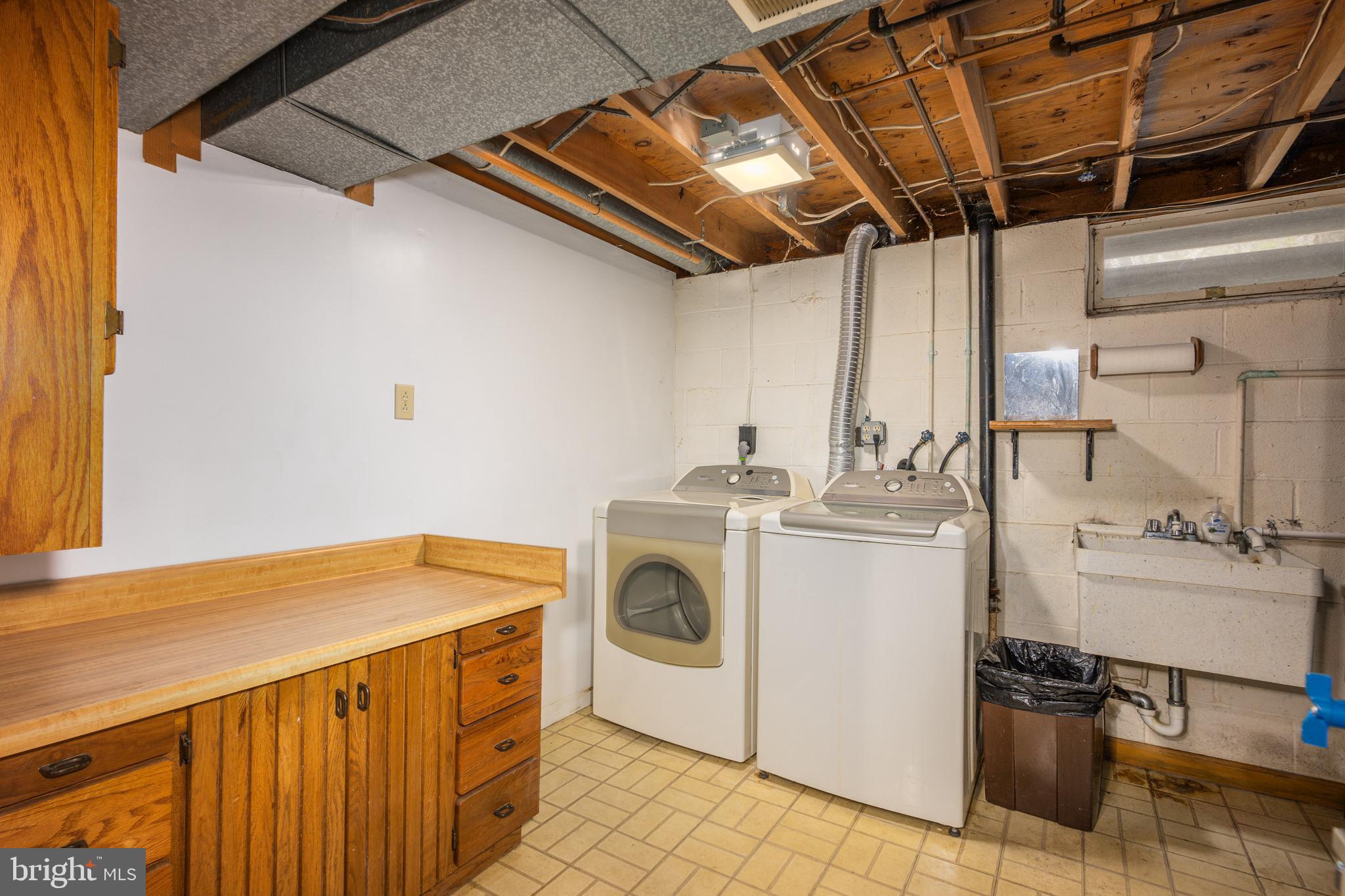 VILLAGE OF LONG REACH - Residential