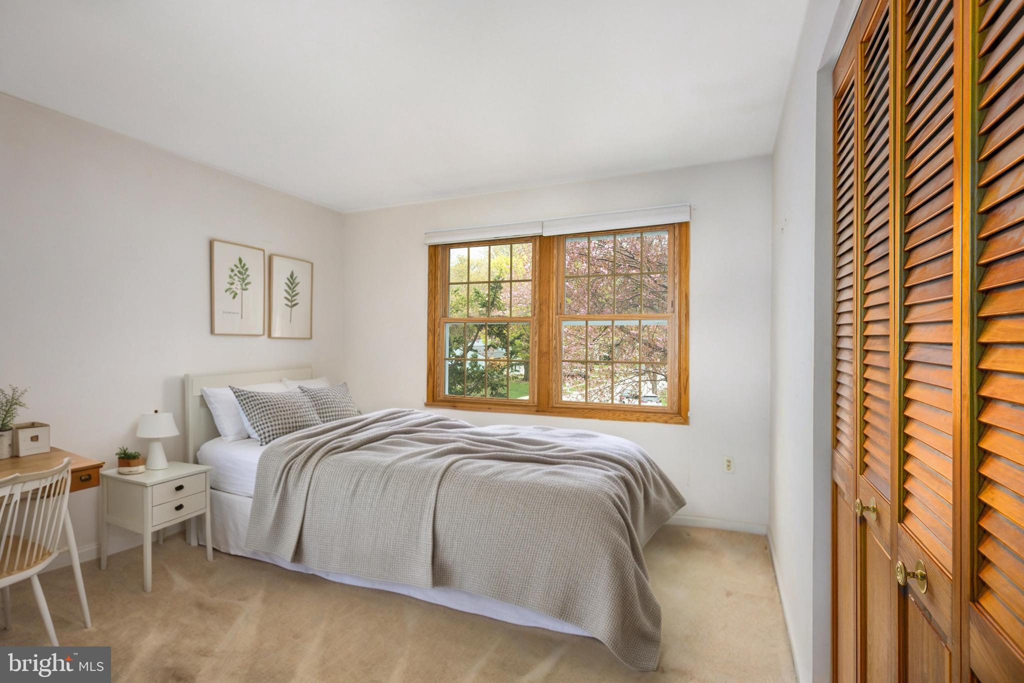 VILLAGE OF LONG REACH - Residential