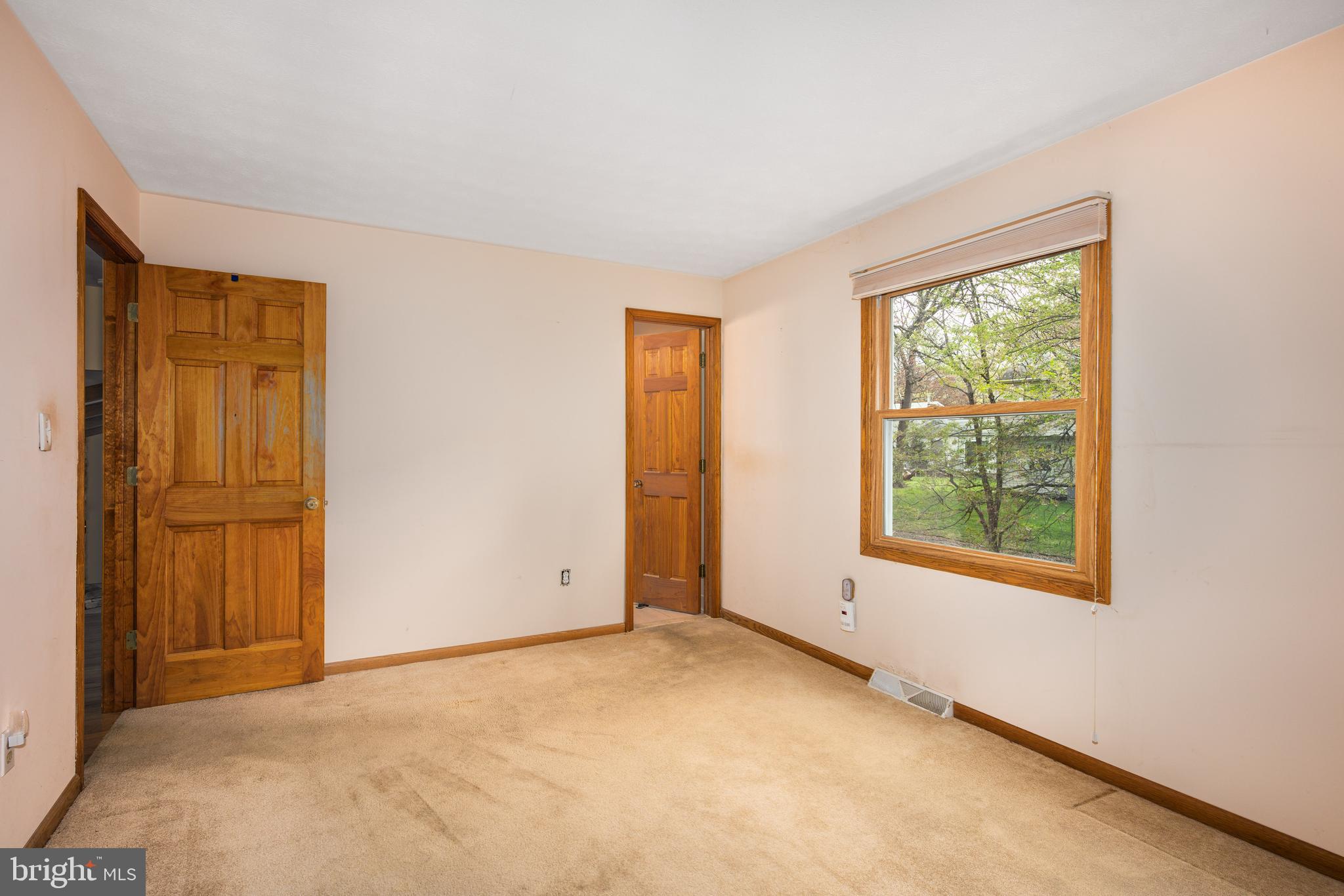 VILLAGE OF LONG REACH - Residential