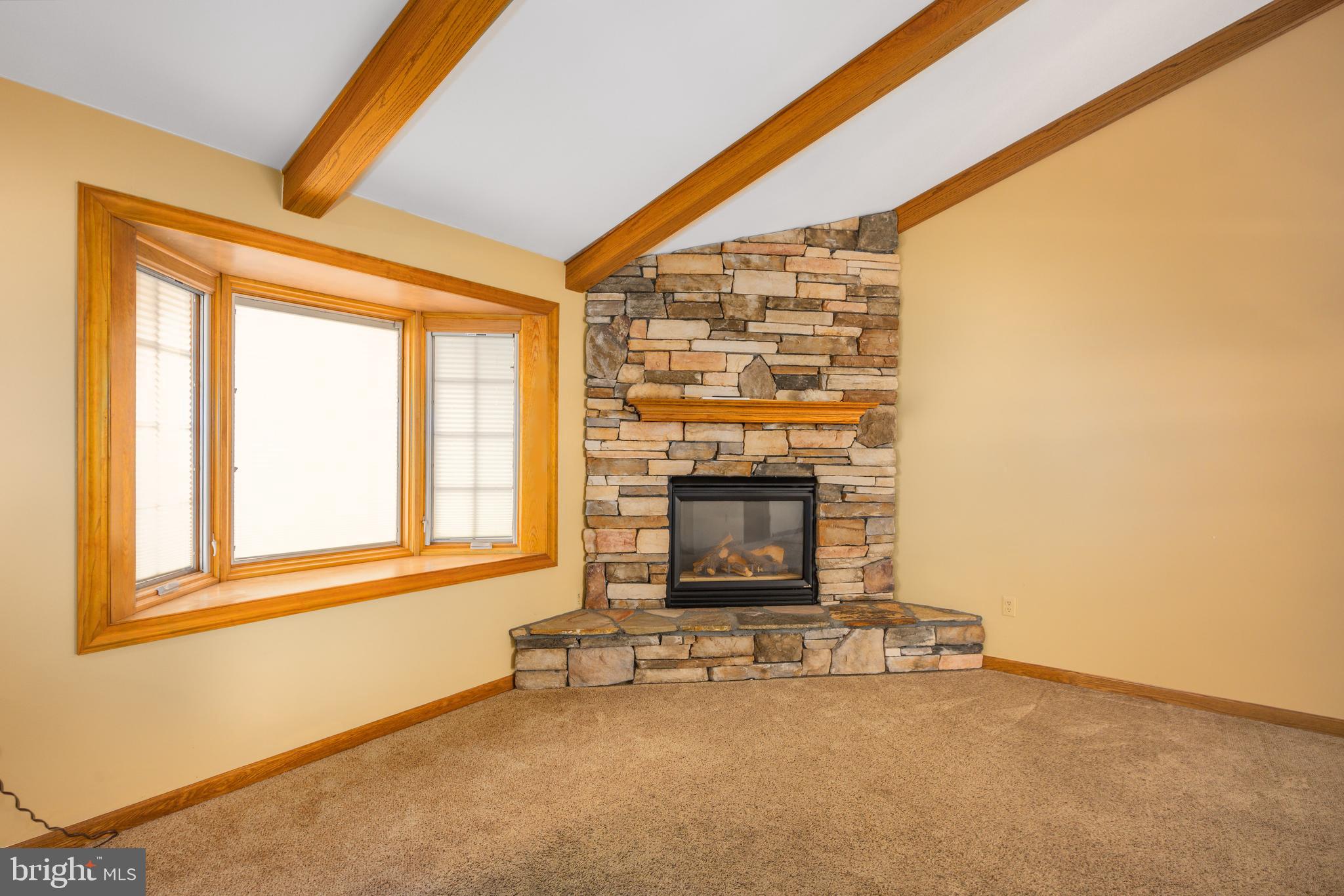 VILLAGE OF LONG REACH - Residential