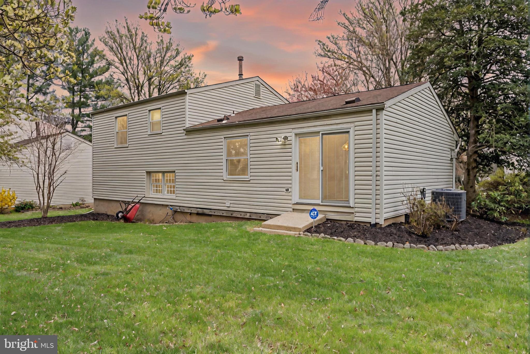 VILLAGE OF LONG REACH - Residential