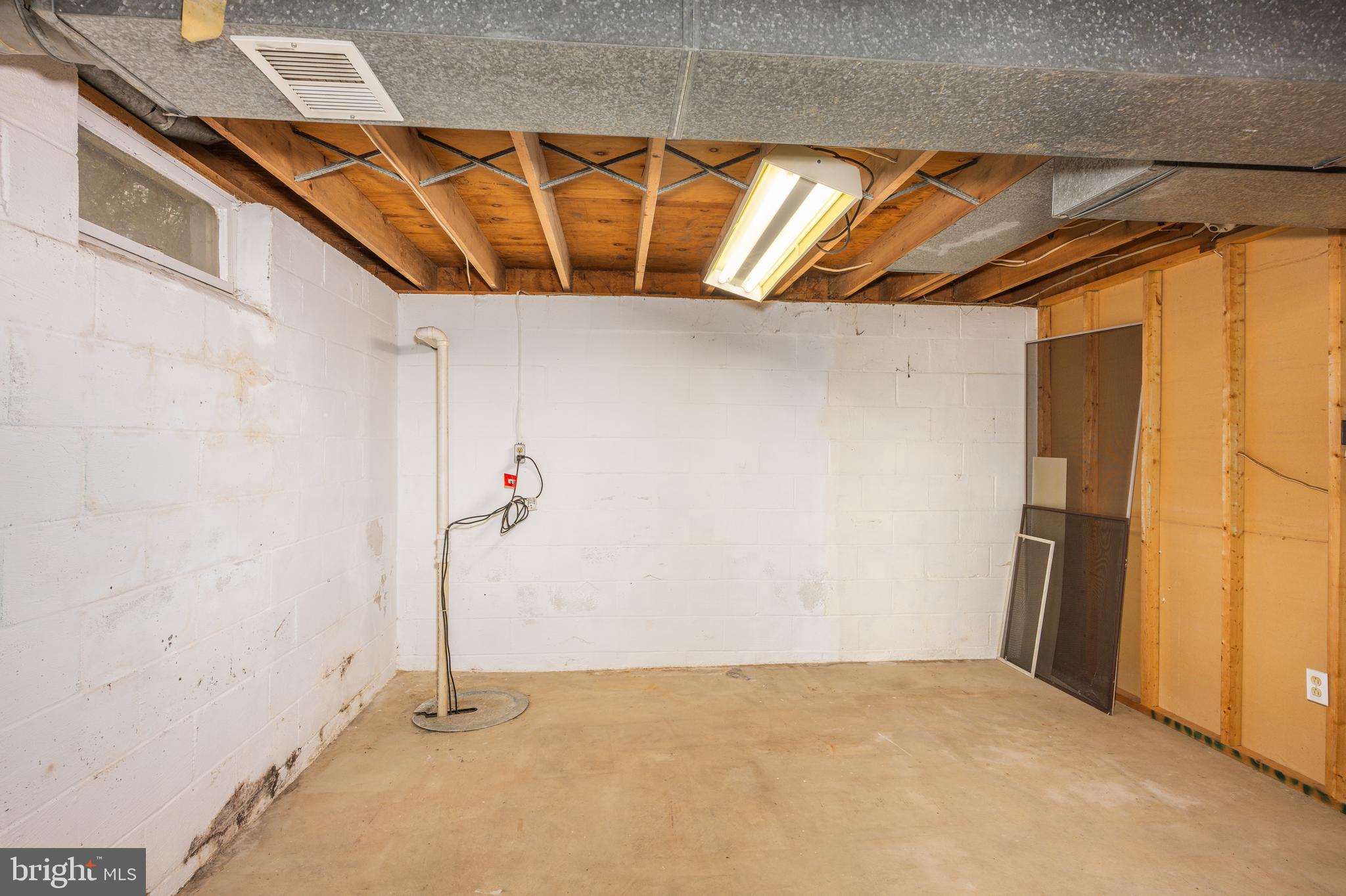 VILLAGE OF LONG REACH - Residential