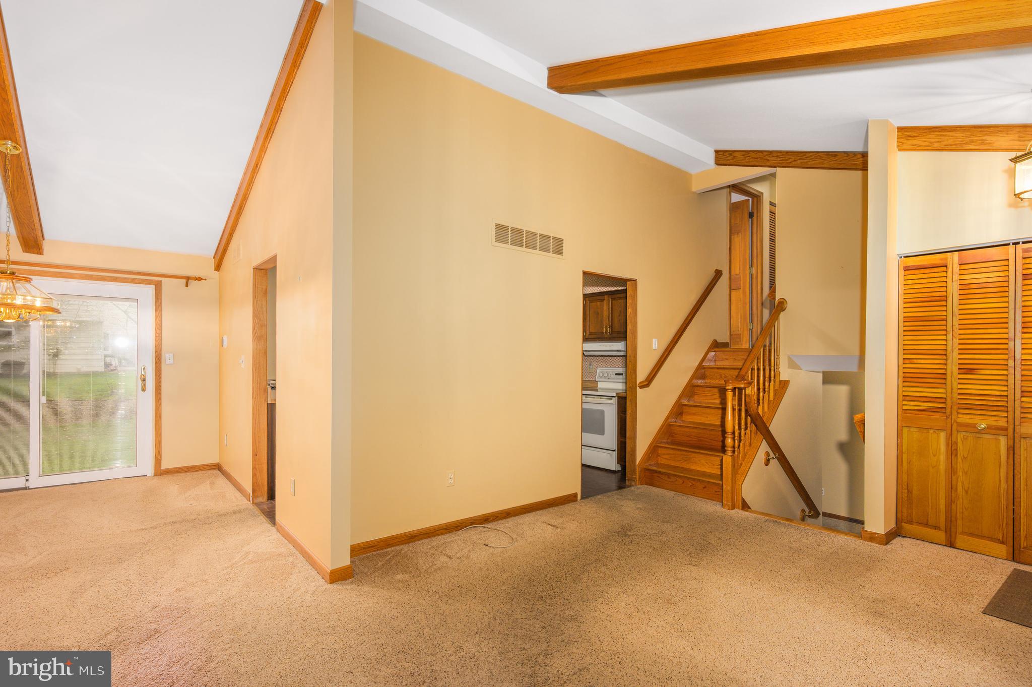 VILLAGE OF LONG REACH - Residential