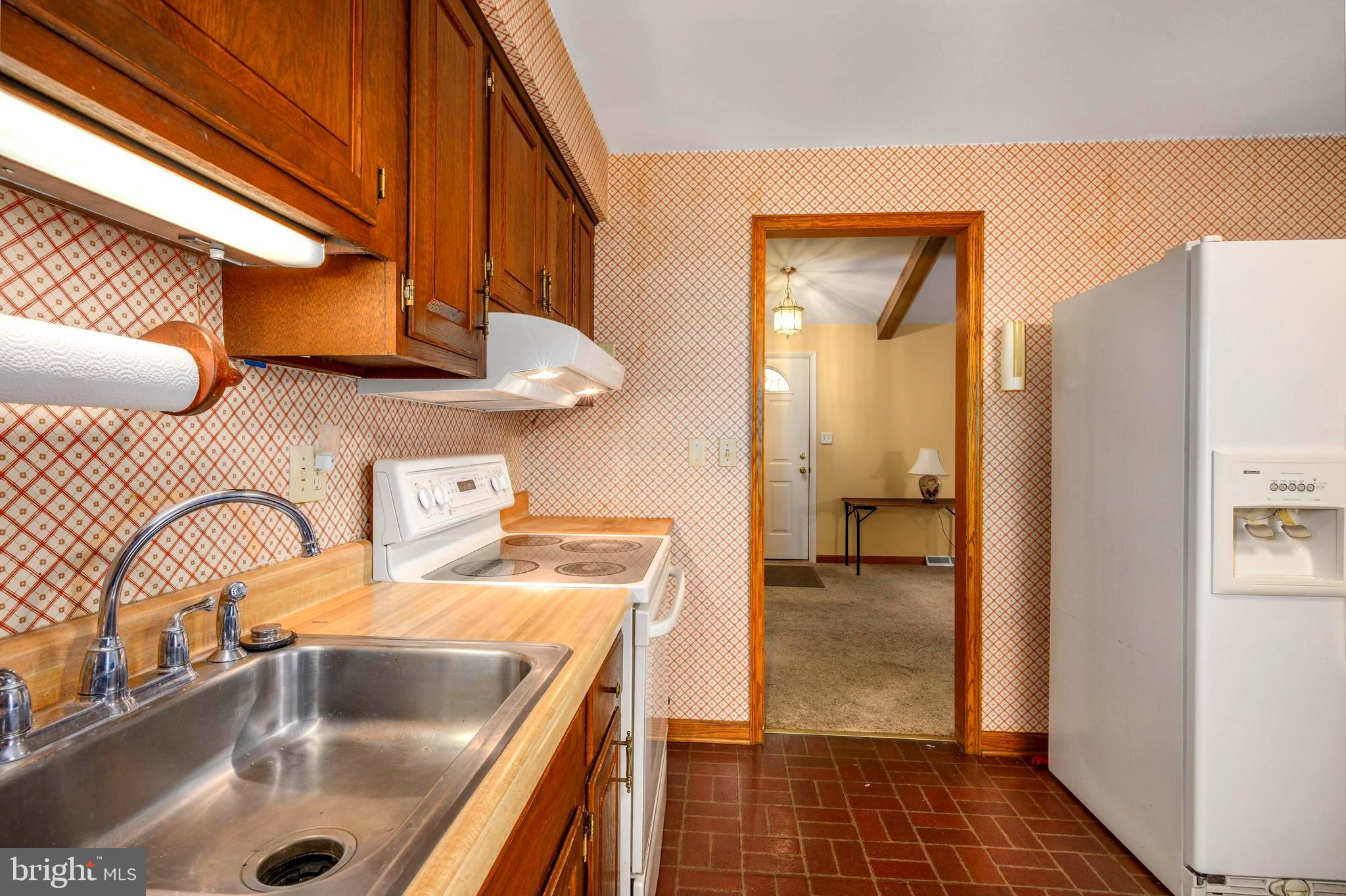 VILLAGE OF LONG REACH - Residential