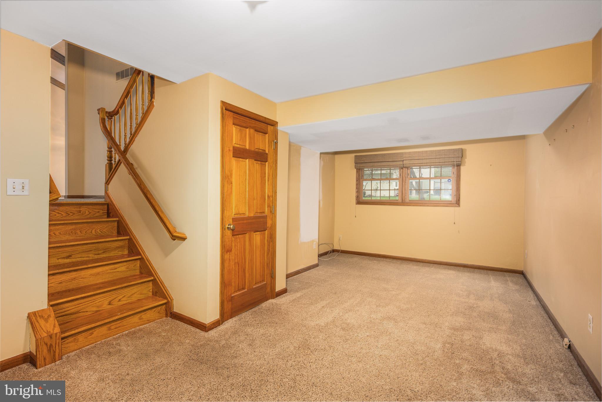 VILLAGE OF LONG REACH - Residential