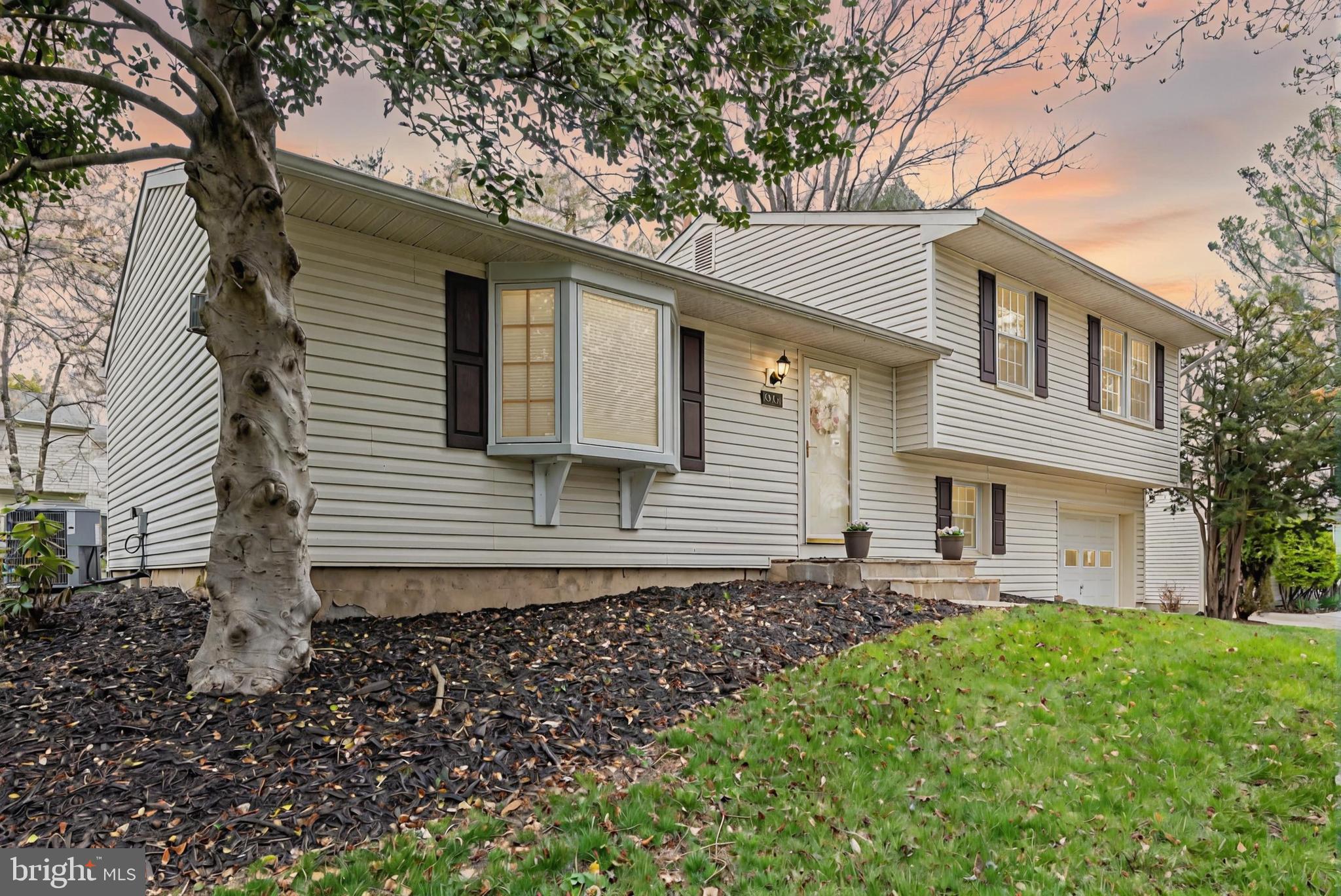 VILLAGE OF LONG REACH - Residential