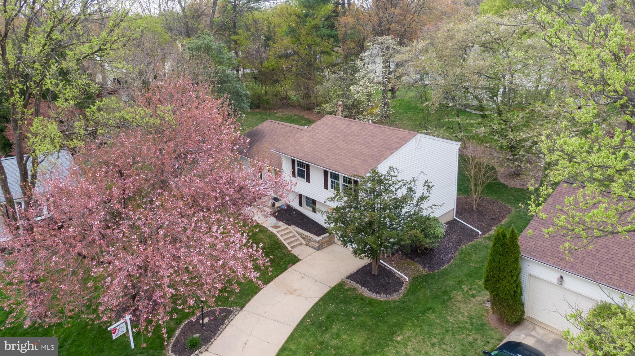 VILLAGE OF LONG REACH - Residential