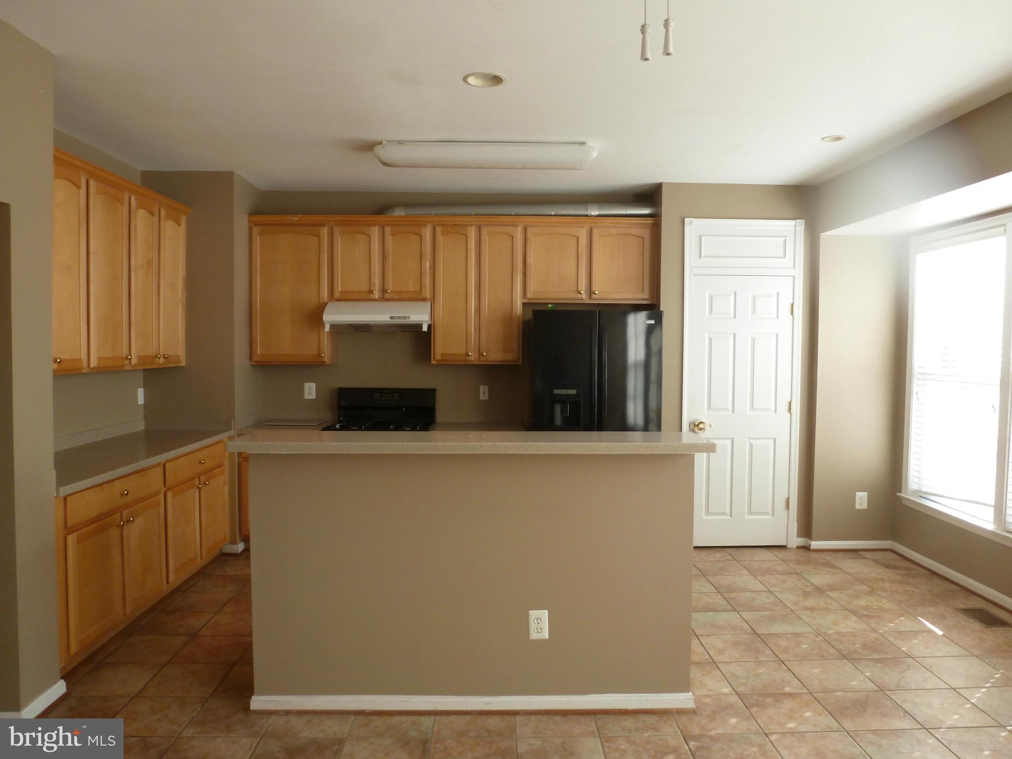 COLONNADE AT DULLES - Residential Lease