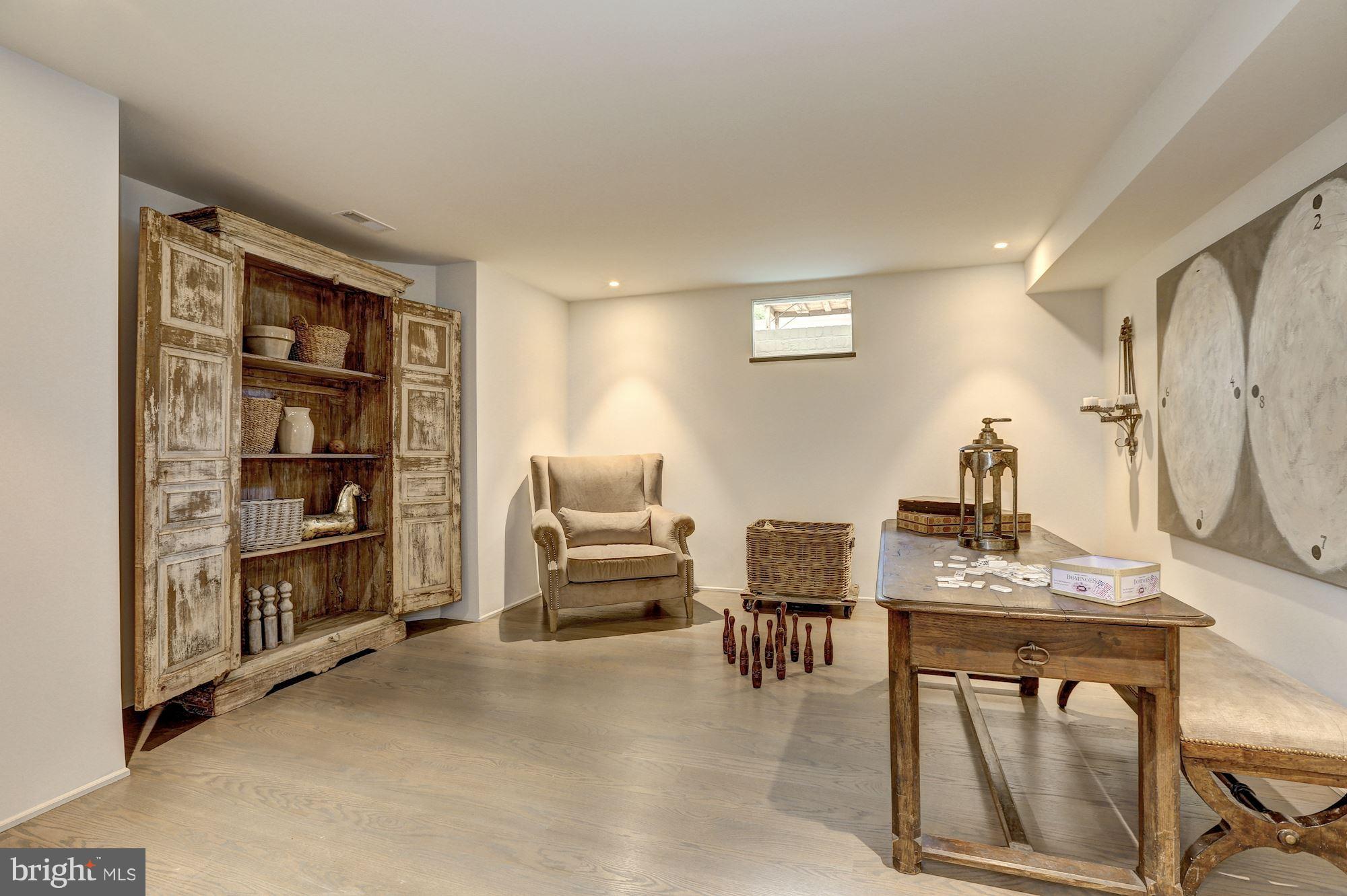 KENWOOD - Residential