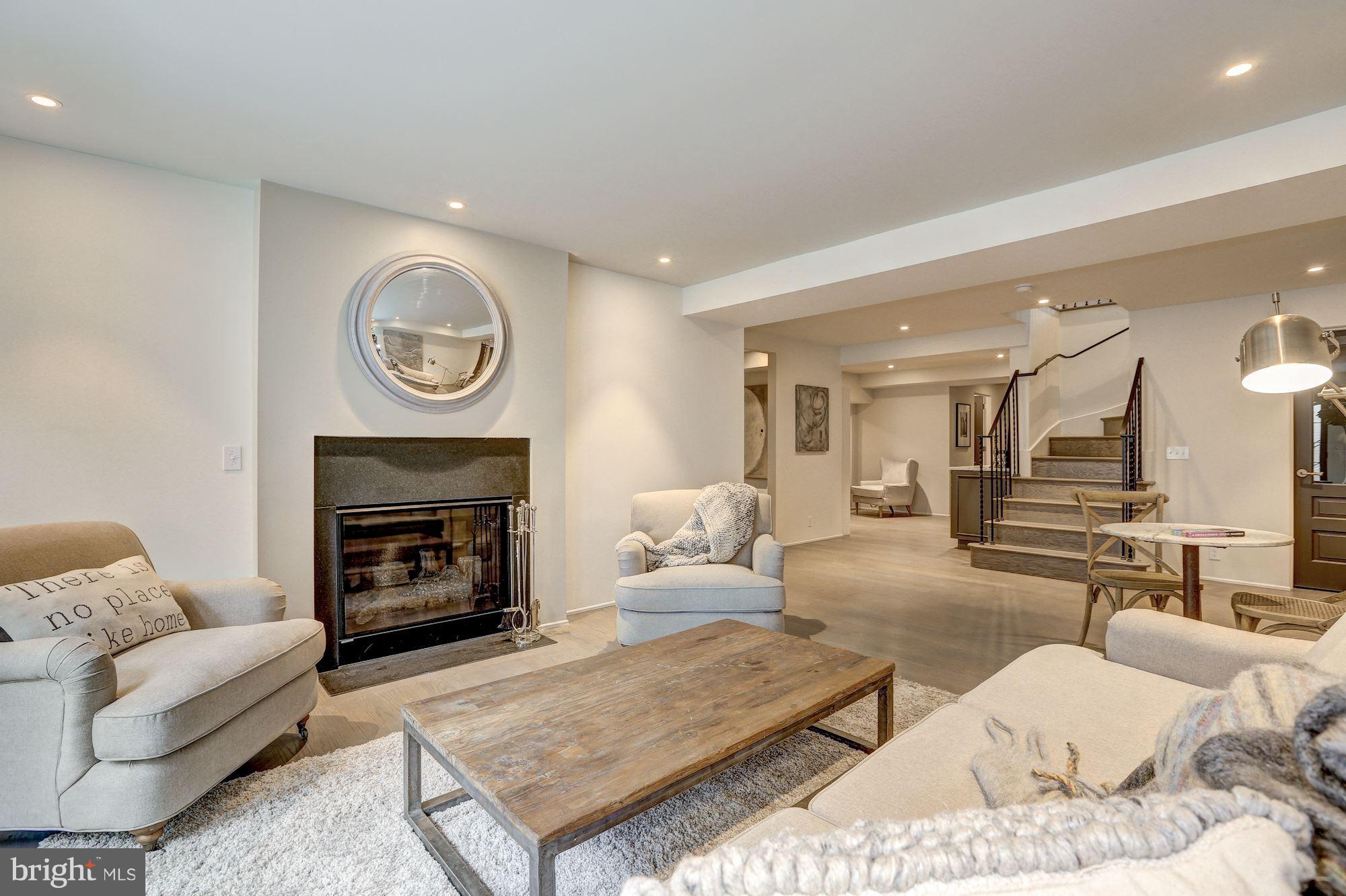 KENWOOD - Residential