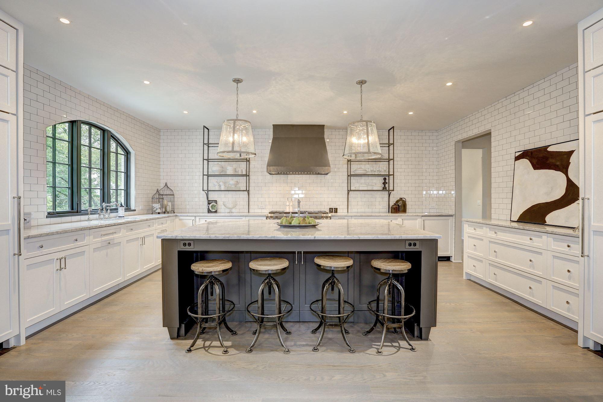 KENWOOD - Residential