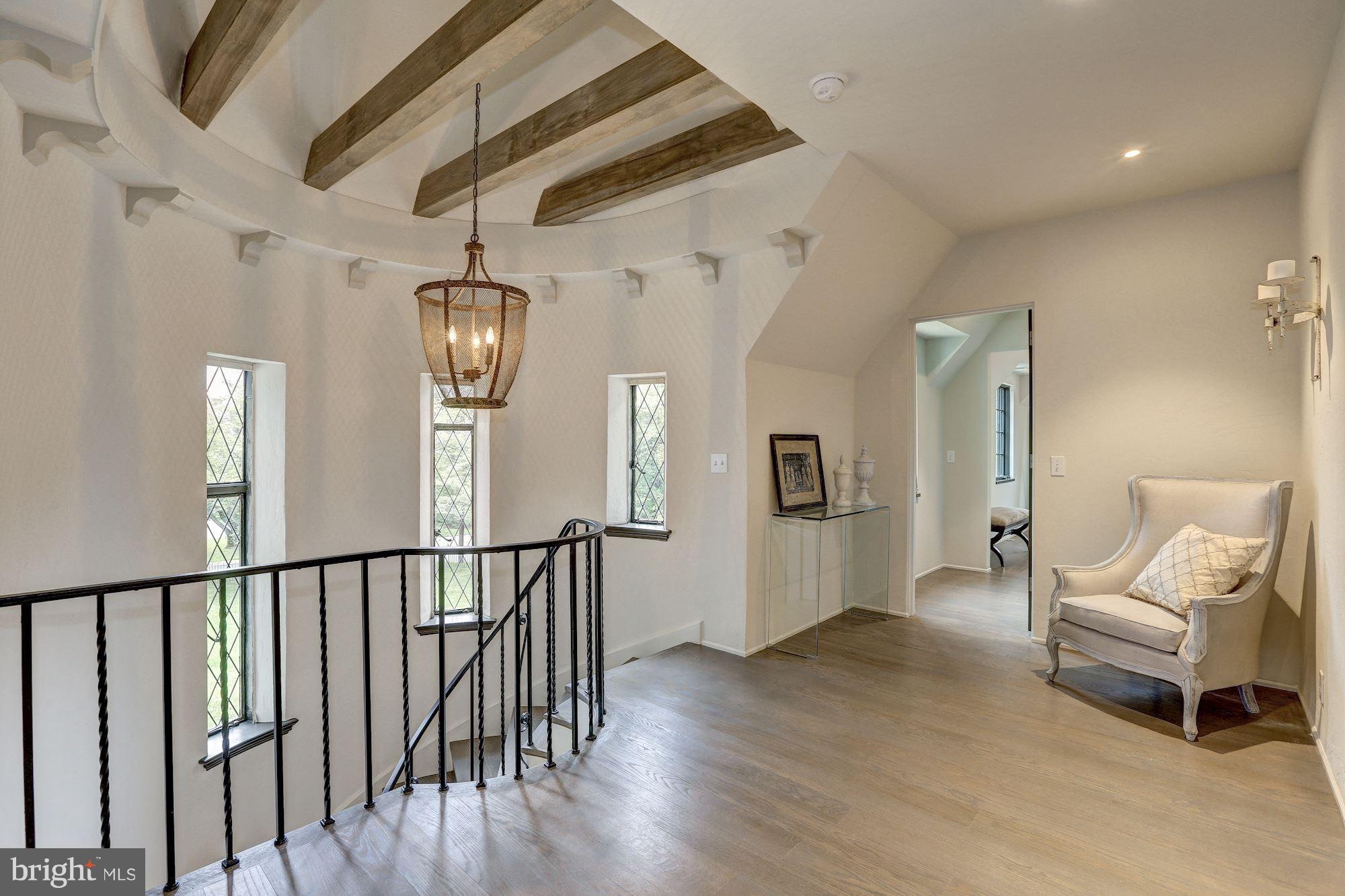 KENWOOD - Residential