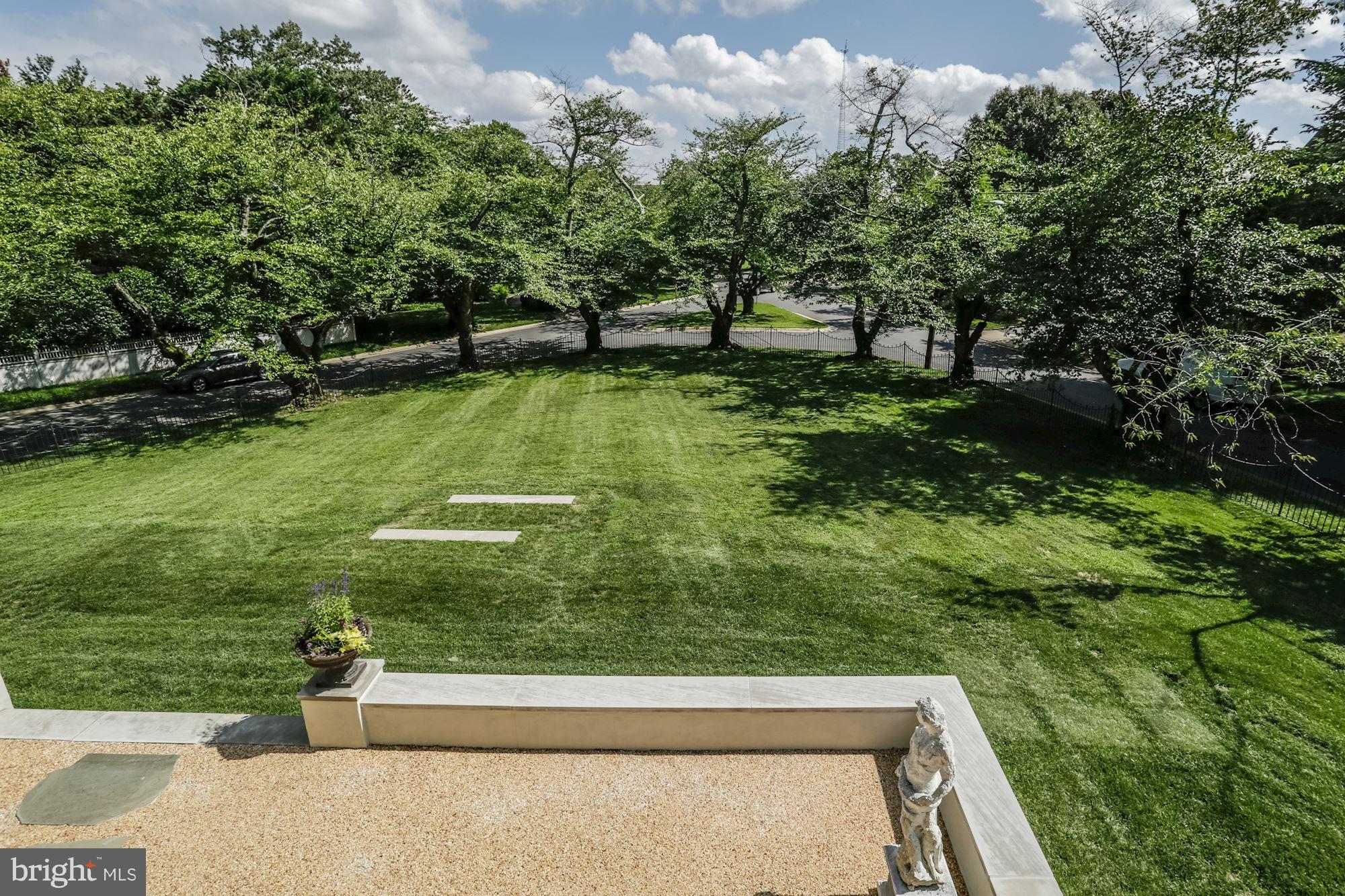 KENWOOD - Residential