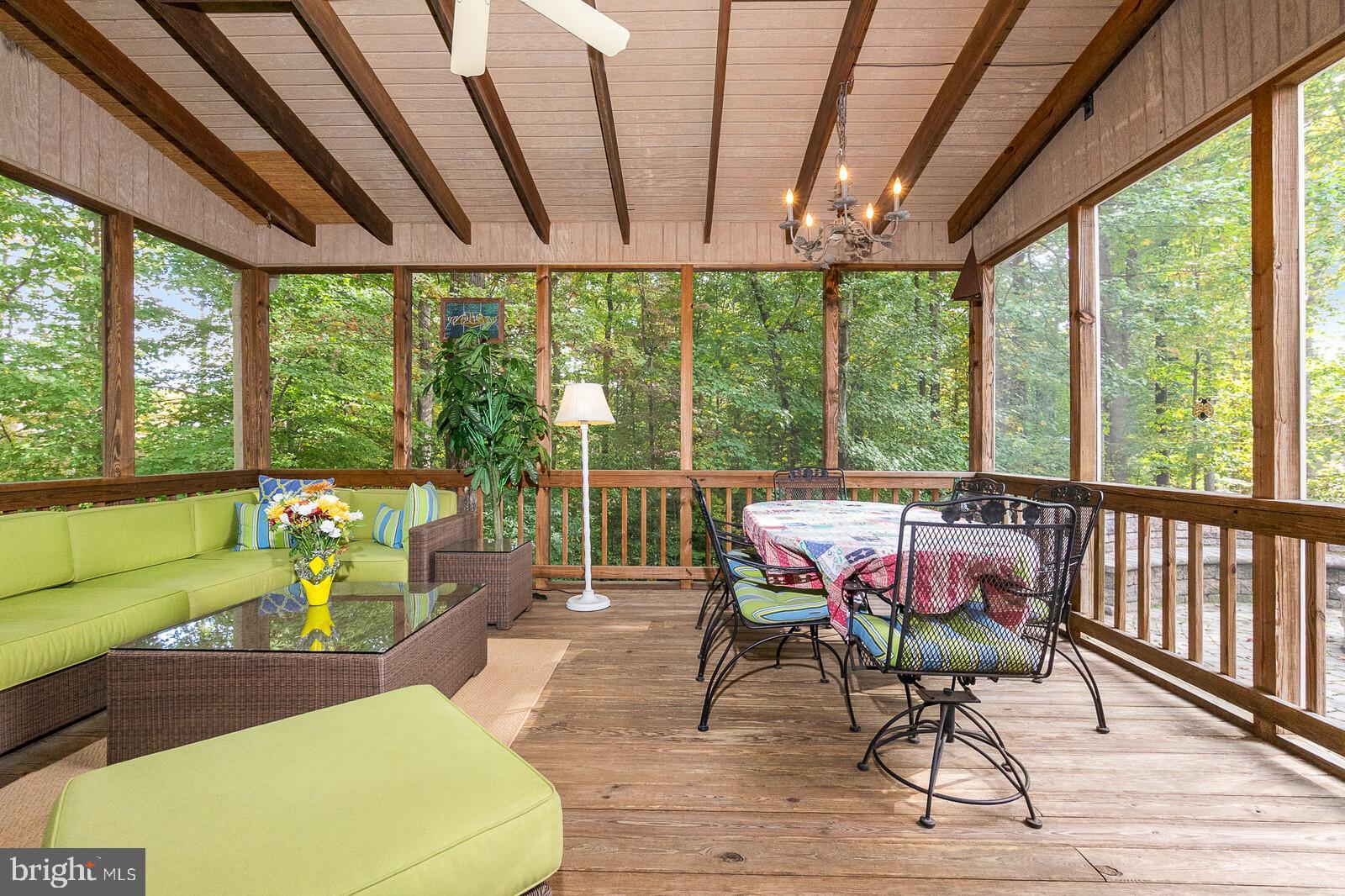 LAKEWOOD HILLS - Residential