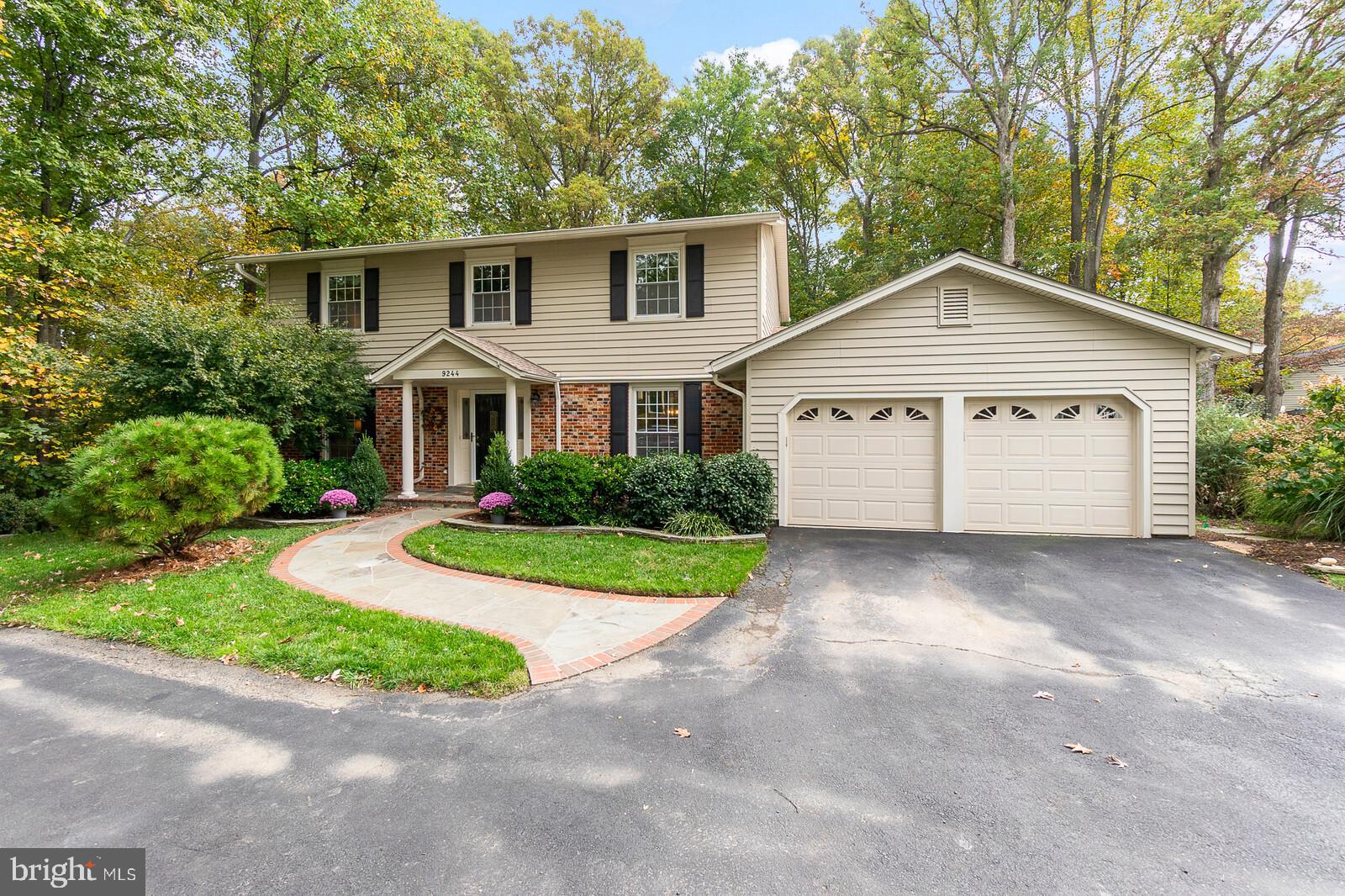 LAKEWOOD HILLS - Residential