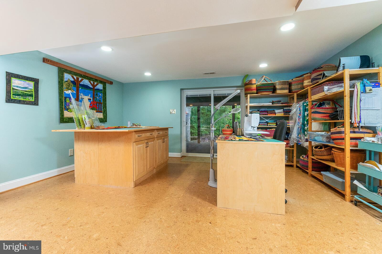 LAKEWOOD HILLS - Residential