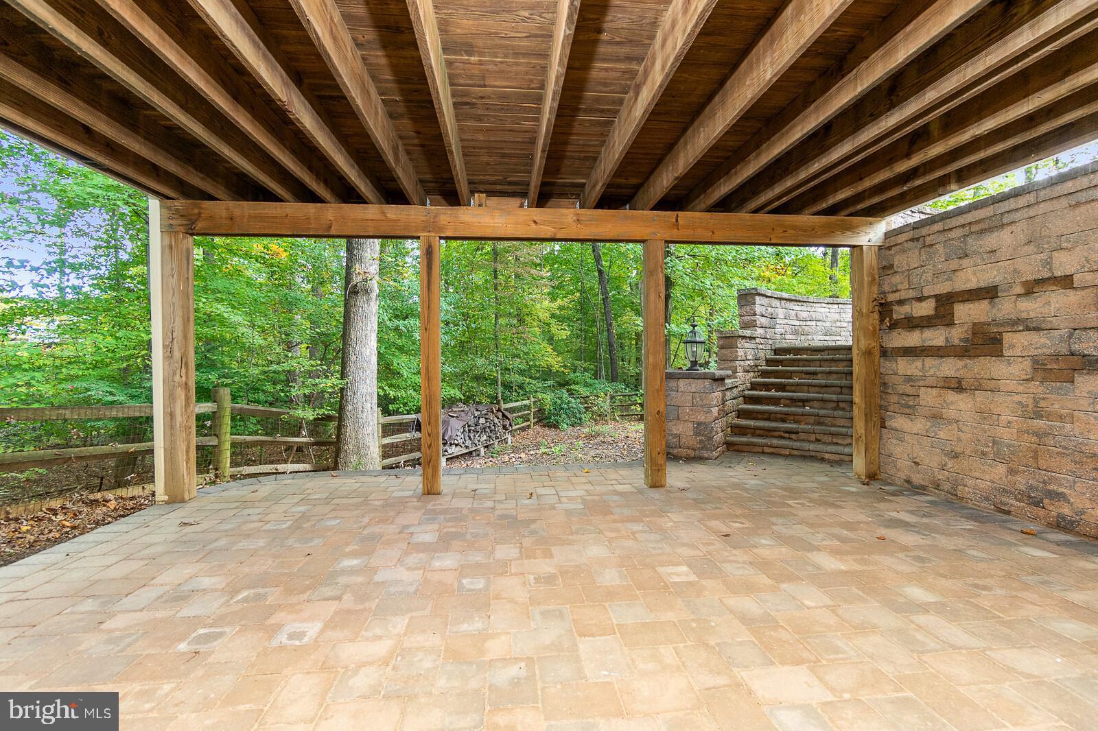 LAKEWOOD HILLS - Residential