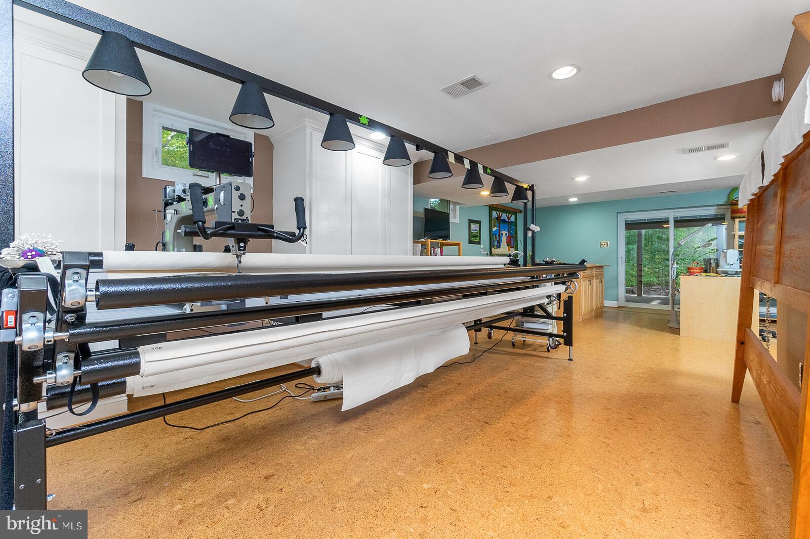 LAKEWOOD HILLS - Residential