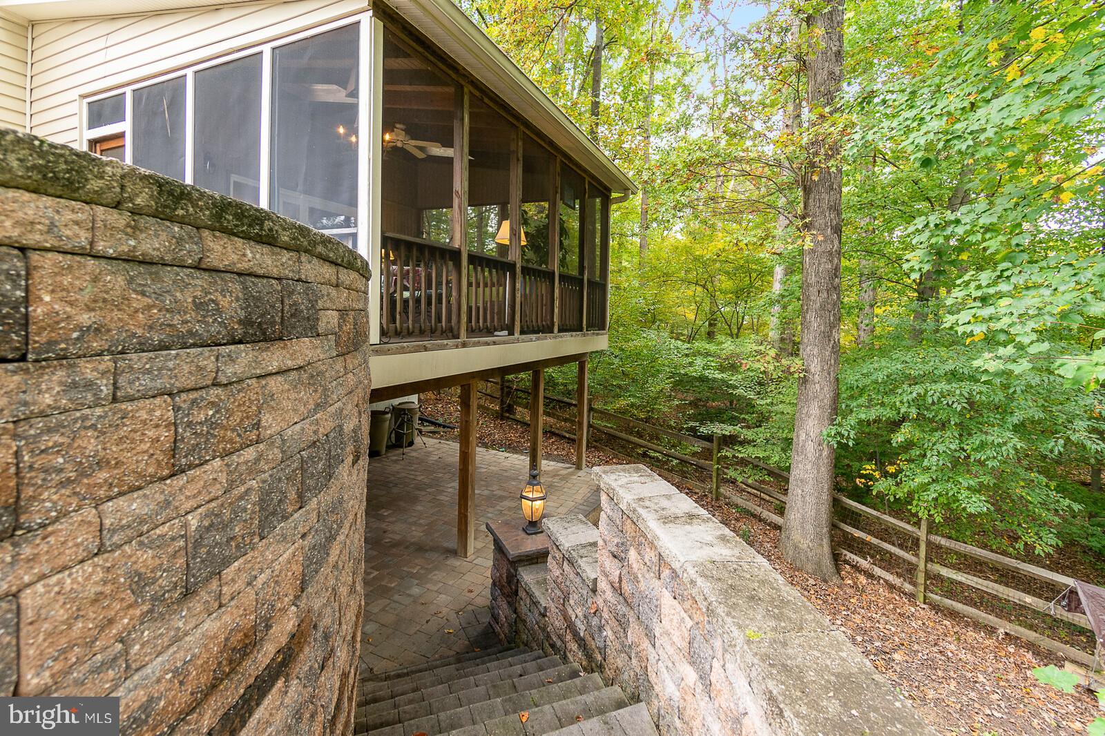 LAKEWOOD HILLS - Residential