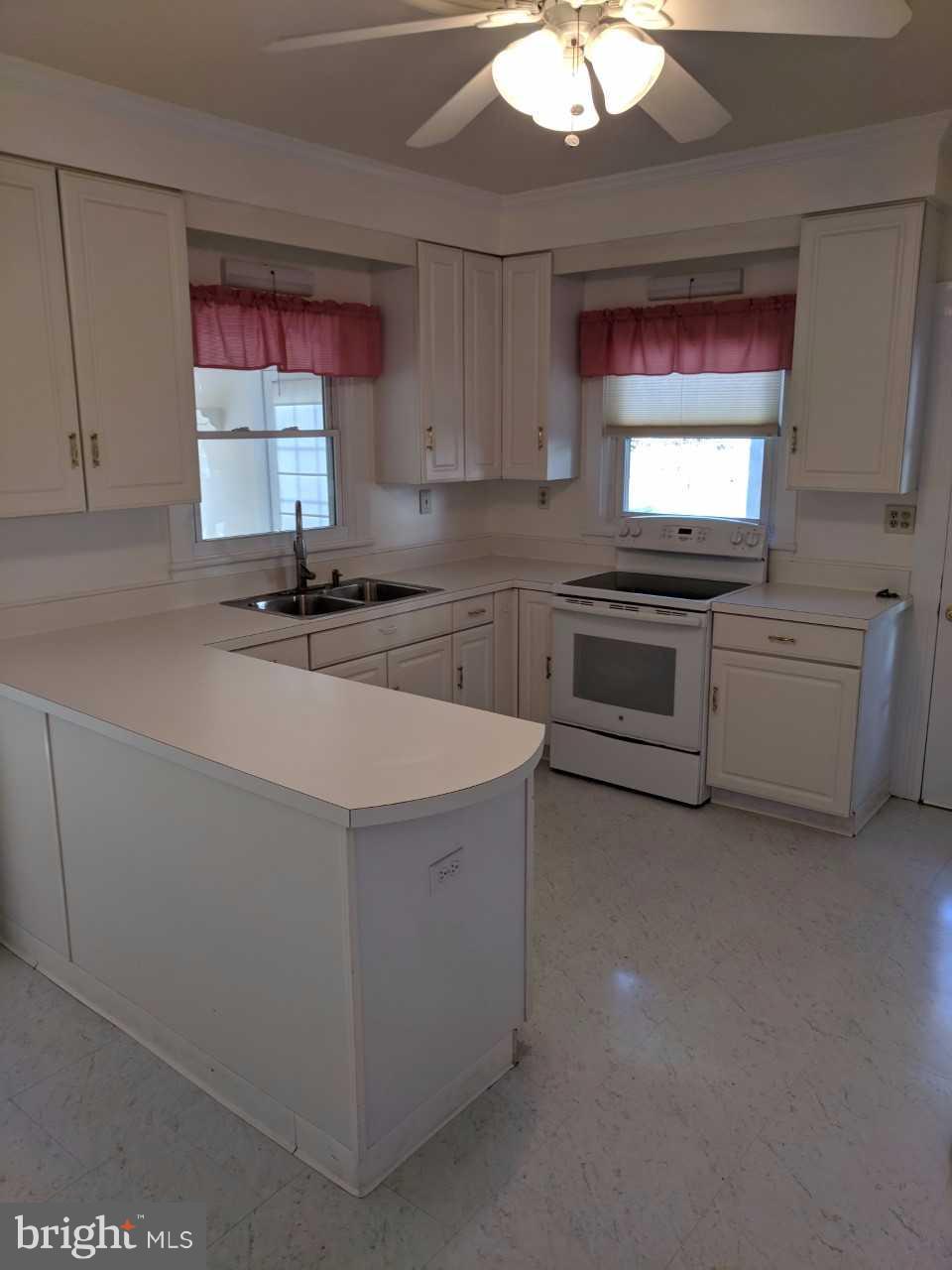 LONAS ADDITION - Residential