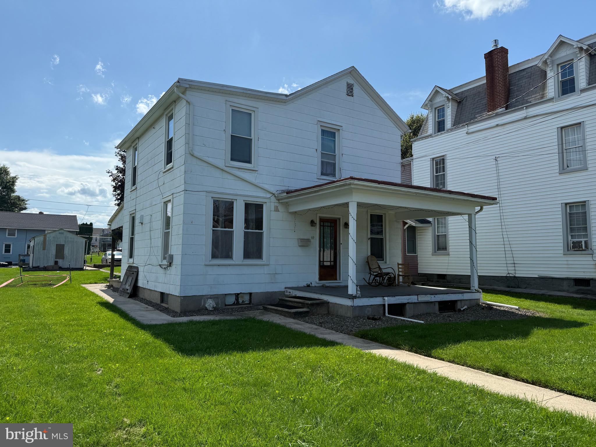 Single Family property with nice size yard and separate 1 car garage. Home features Kitchen, living room, laundry/powder room, 3 bedrooms and bath. Presently has an existing lease which runs until June 2026. Rent is $2,200 per month plus there is additional rent from the garage. It has a student housing license. Much potential.