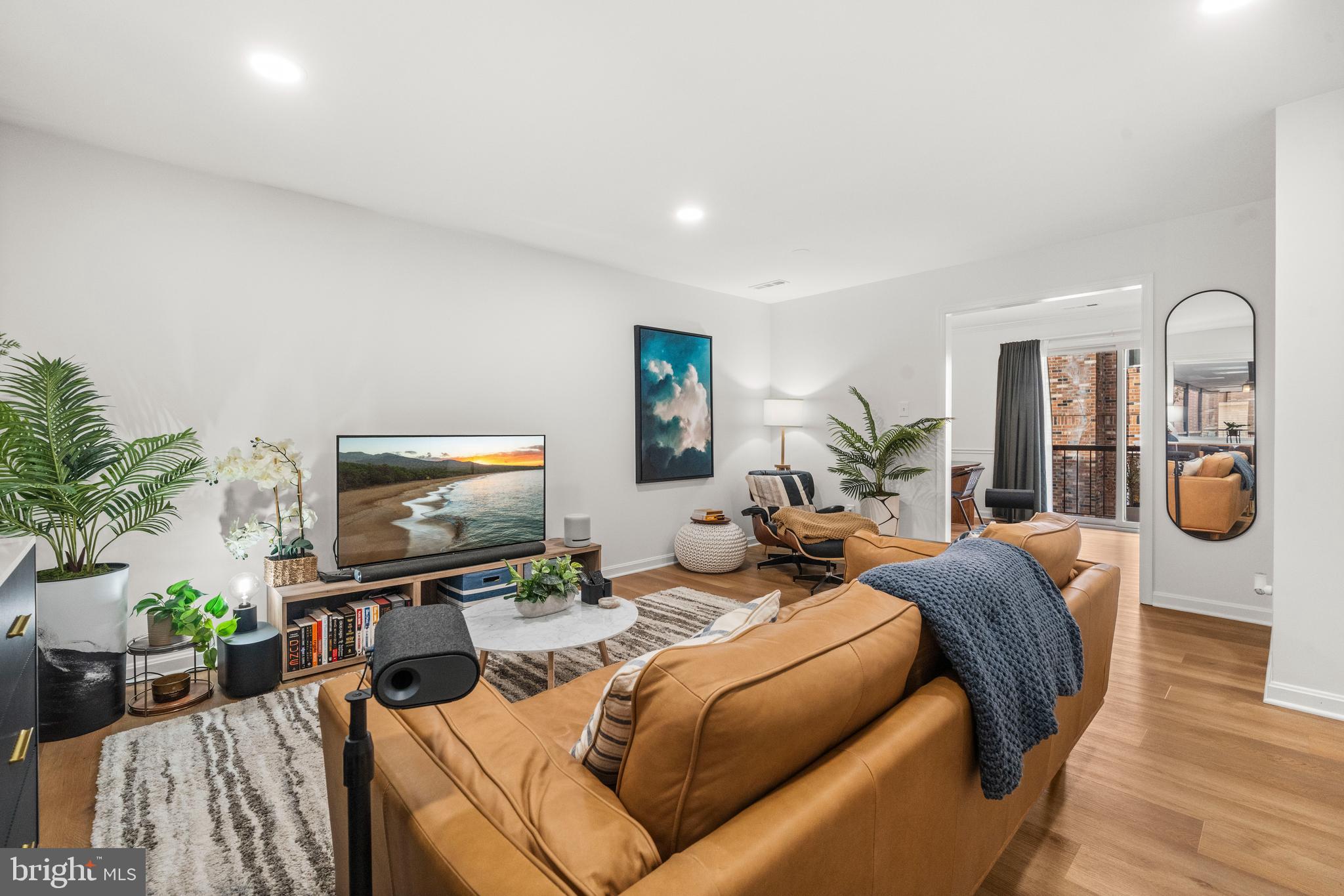 1109 N TAYLOR STREET B