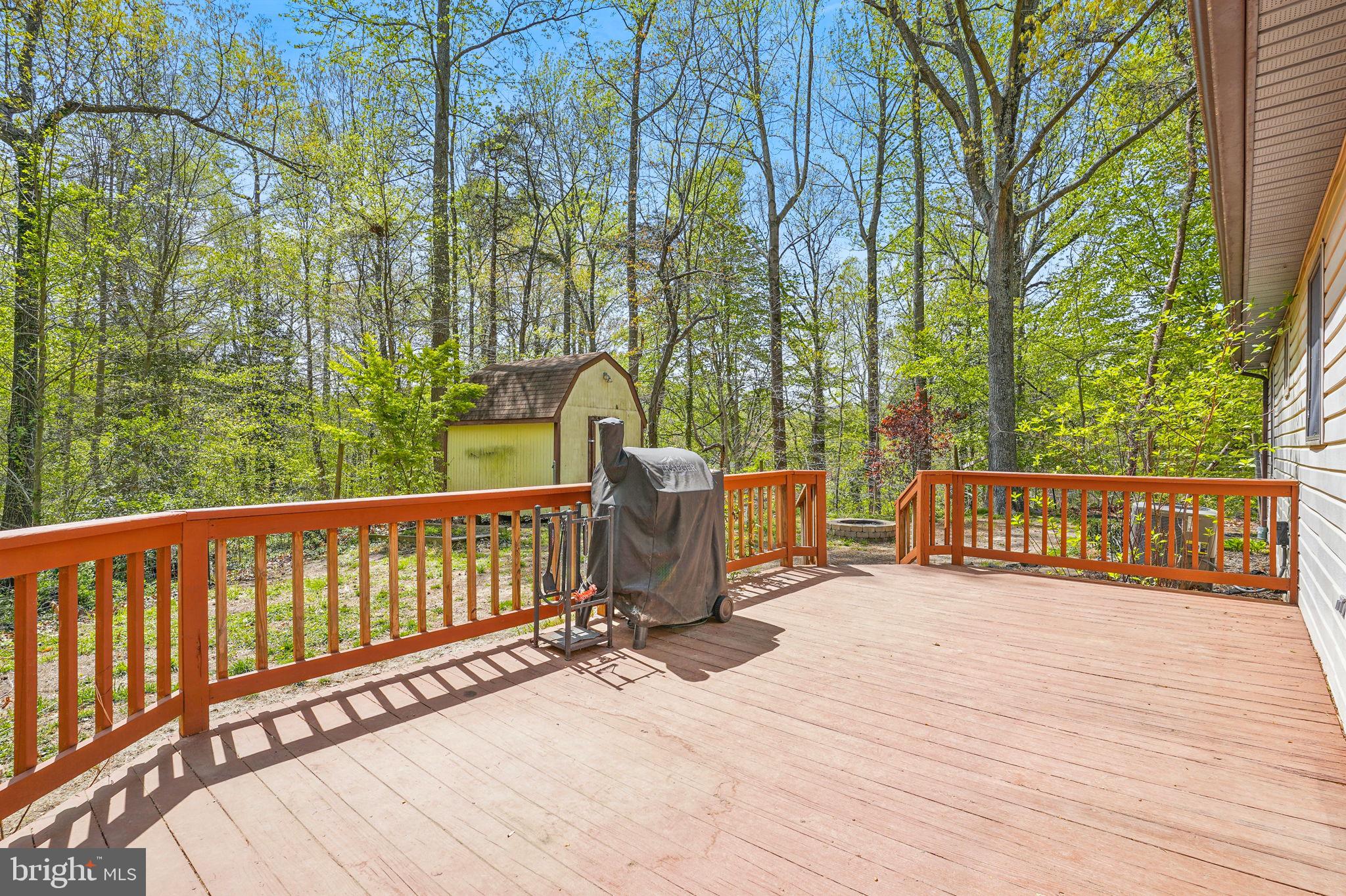 WESTERN SHORES - Residential