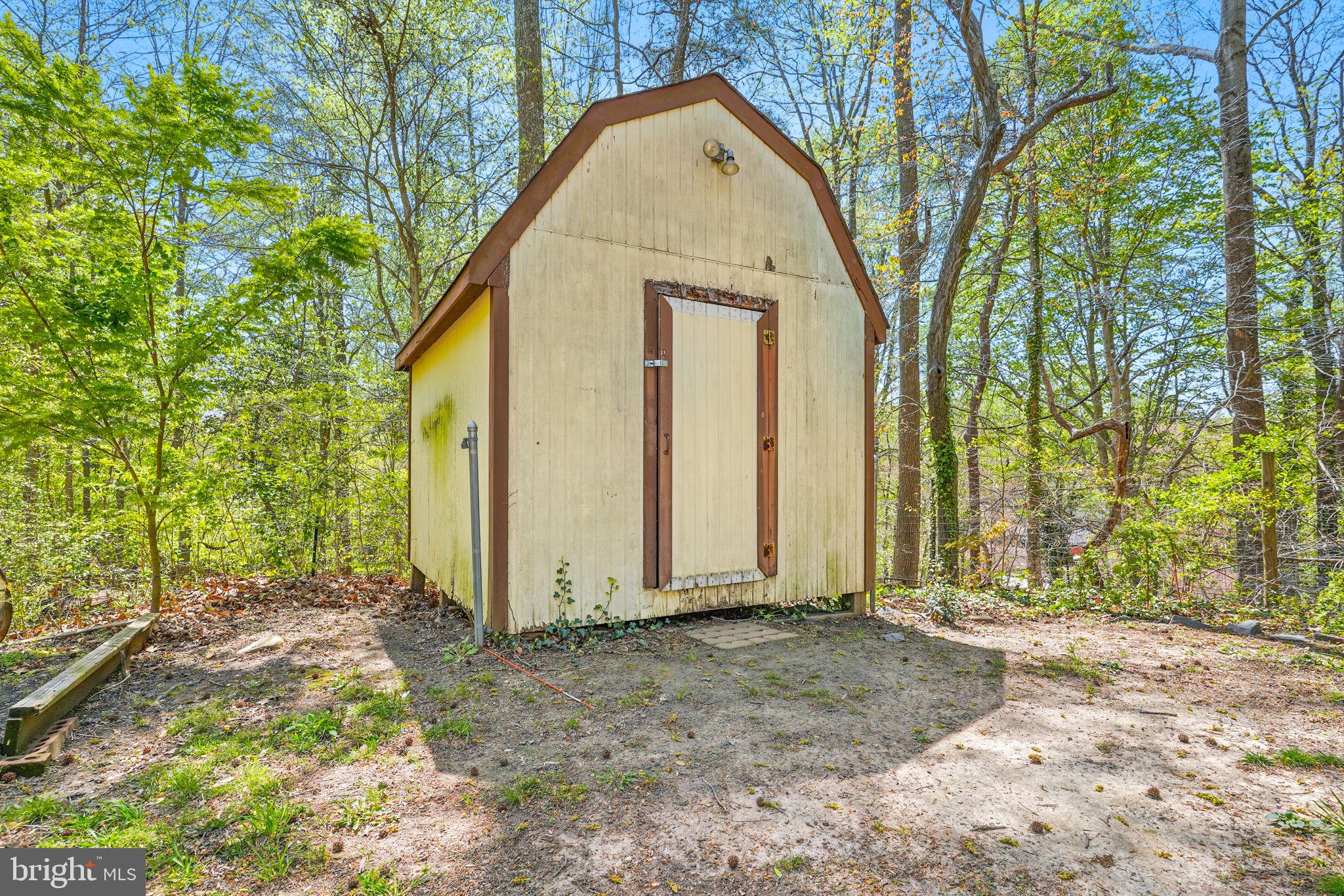 WESTERN SHORES - Residential