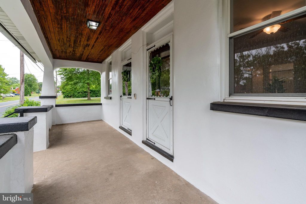 Photo of 379 E ROSEVILLE RD, LANCASTER, PA 17601 (MLS # PALA2036910)