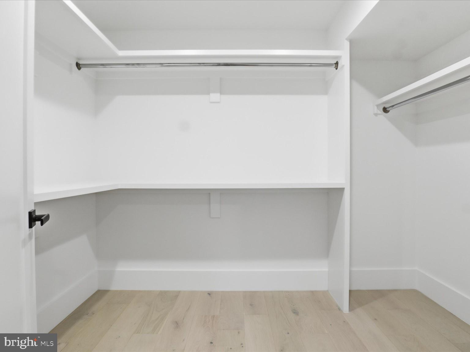 CLARENDON - Residential