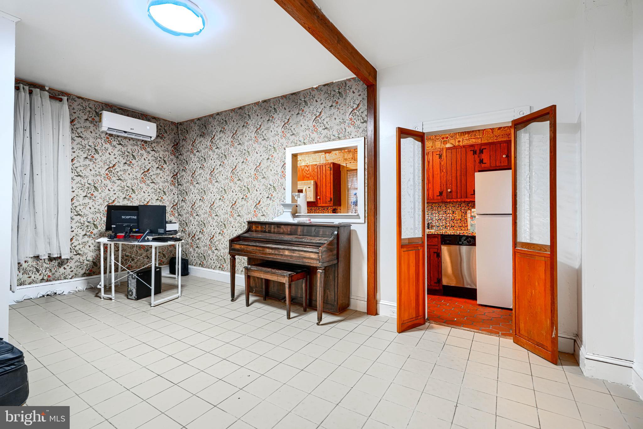 FRANKFORD - Residential