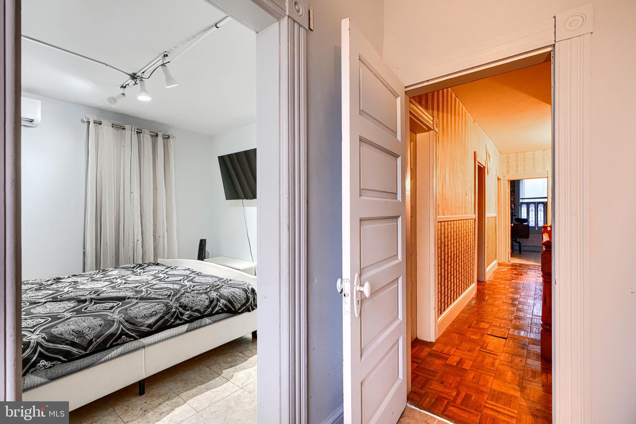 FRANKFORD - Residential