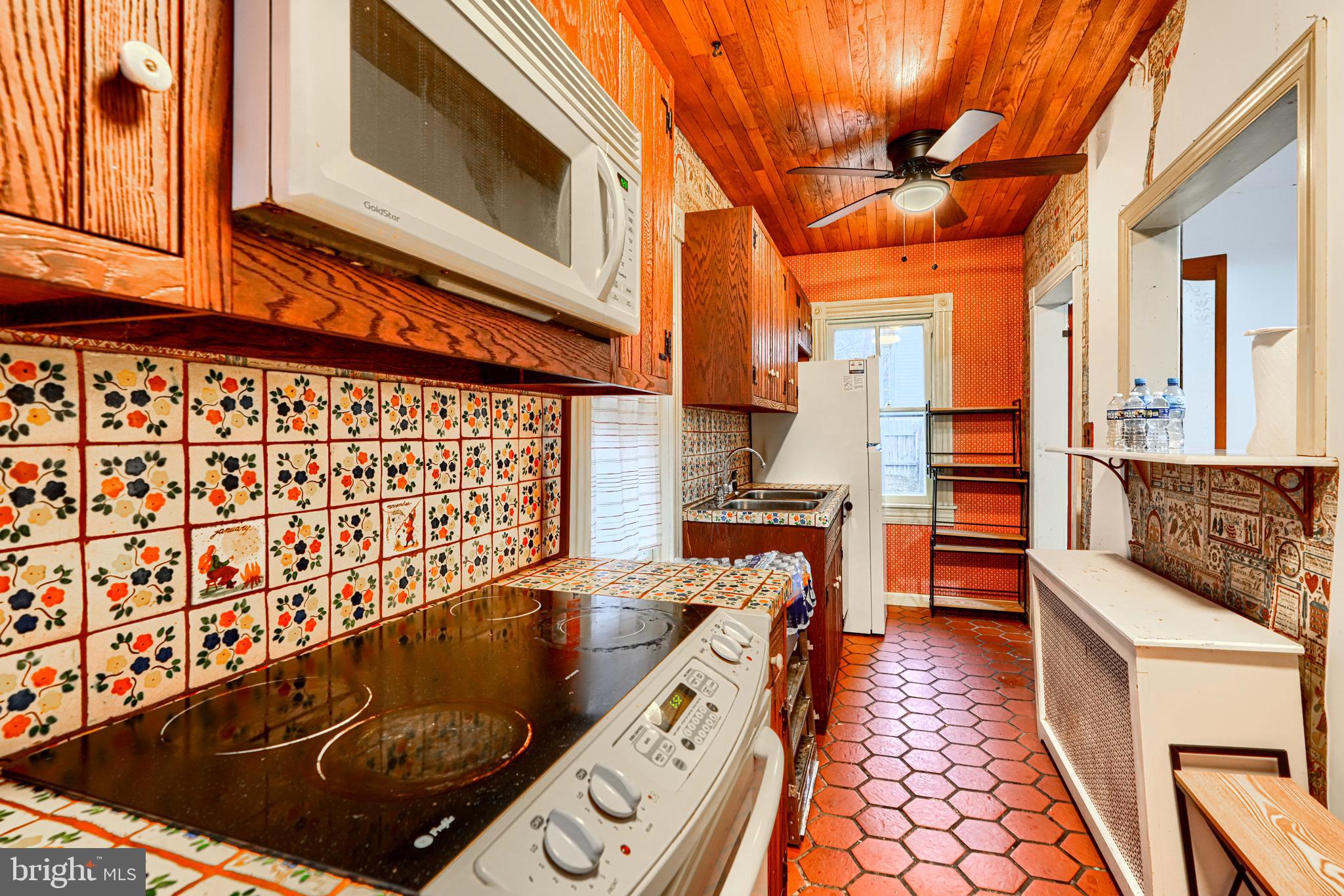 FRANKFORD - Residential