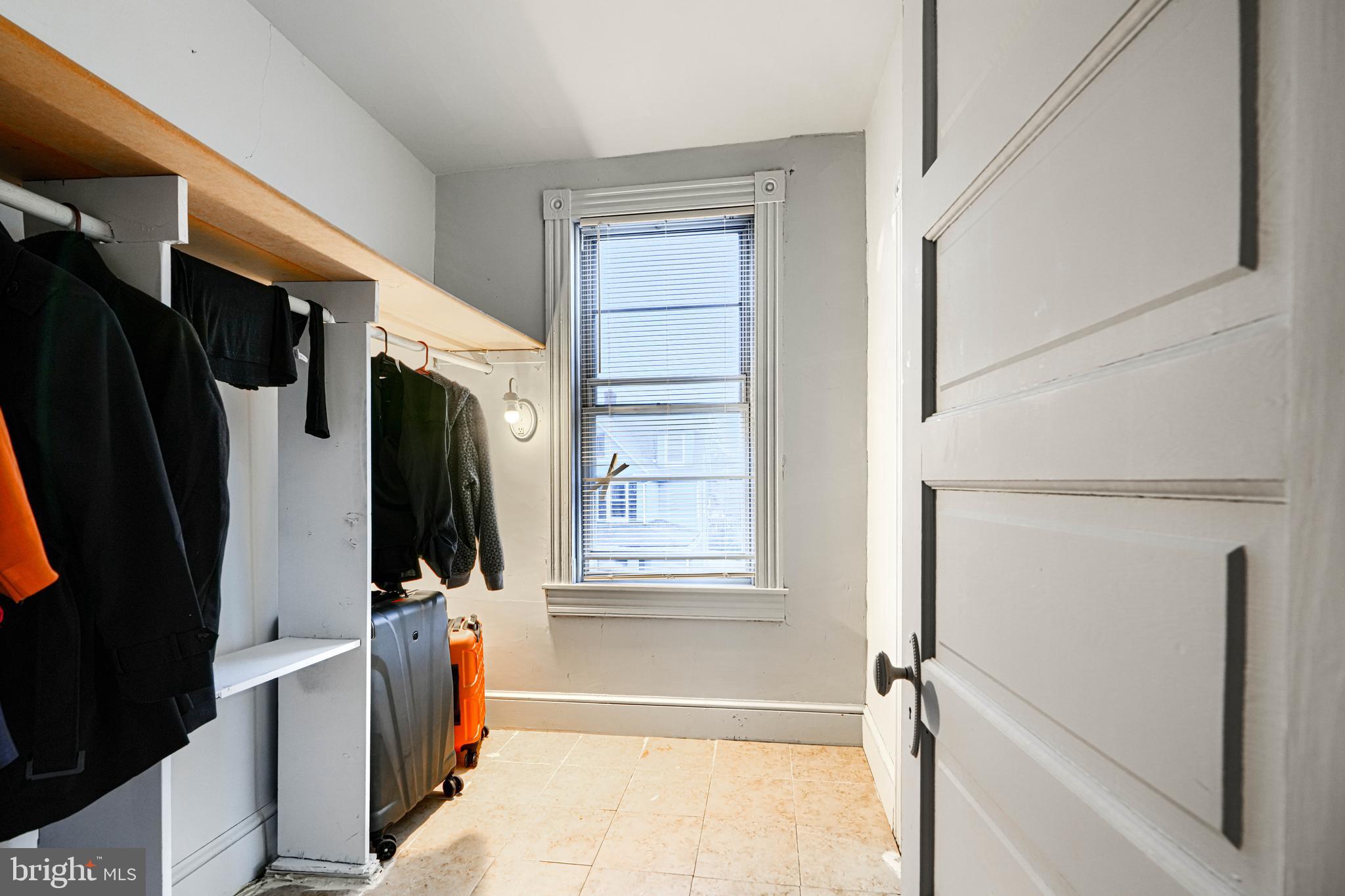 FRANKFORD - Residential