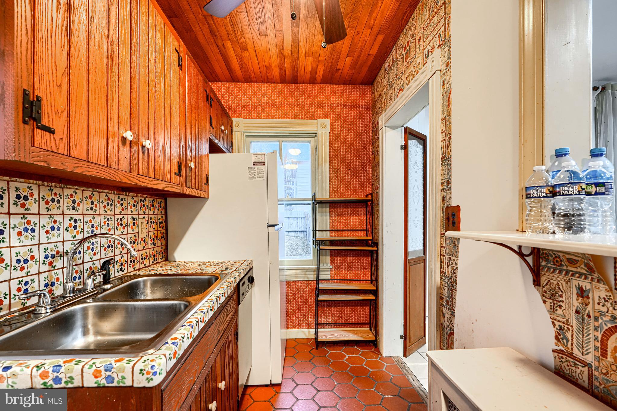 FRANKFORD - Residential