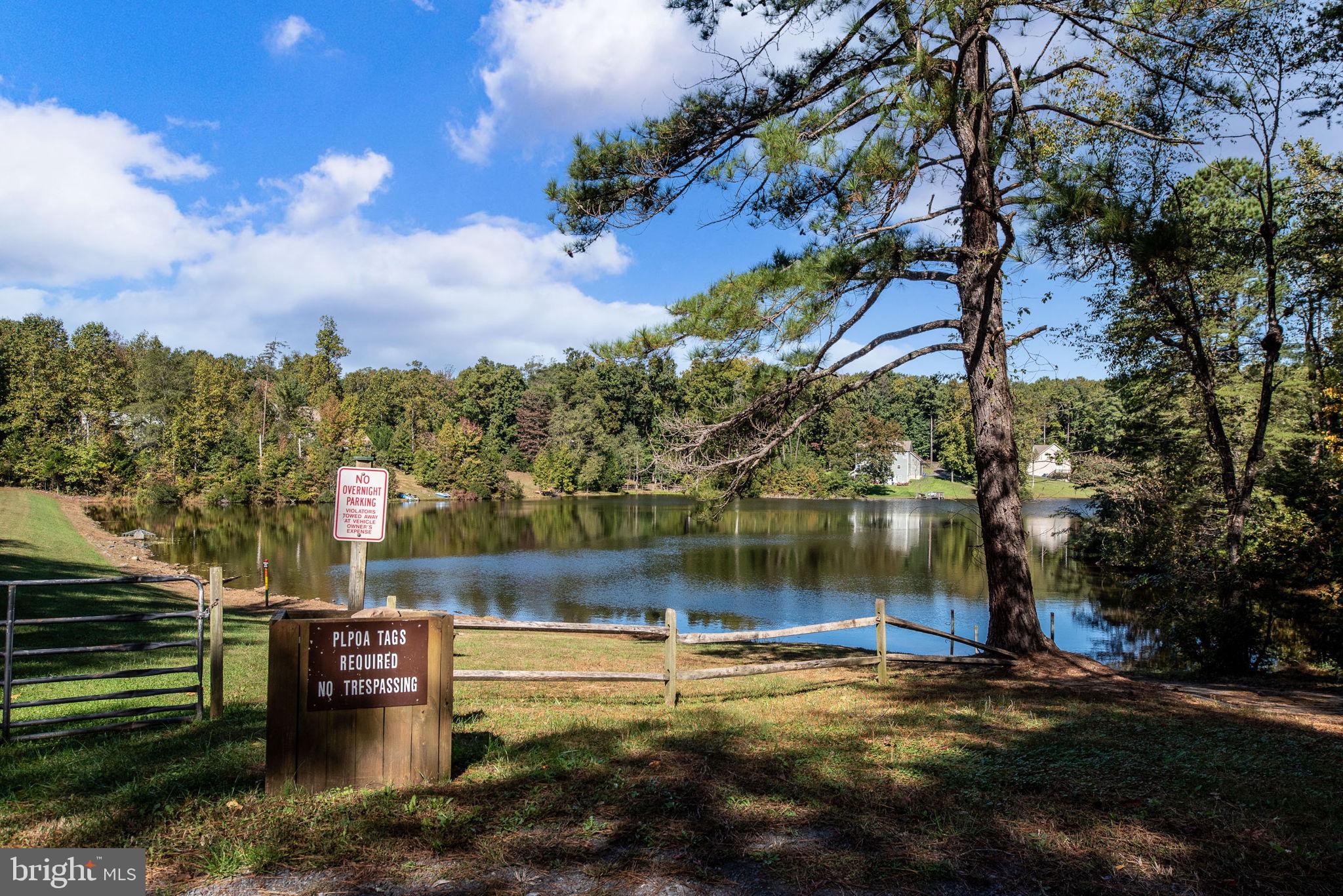 PRESIDENTIAL LAKES - Residential