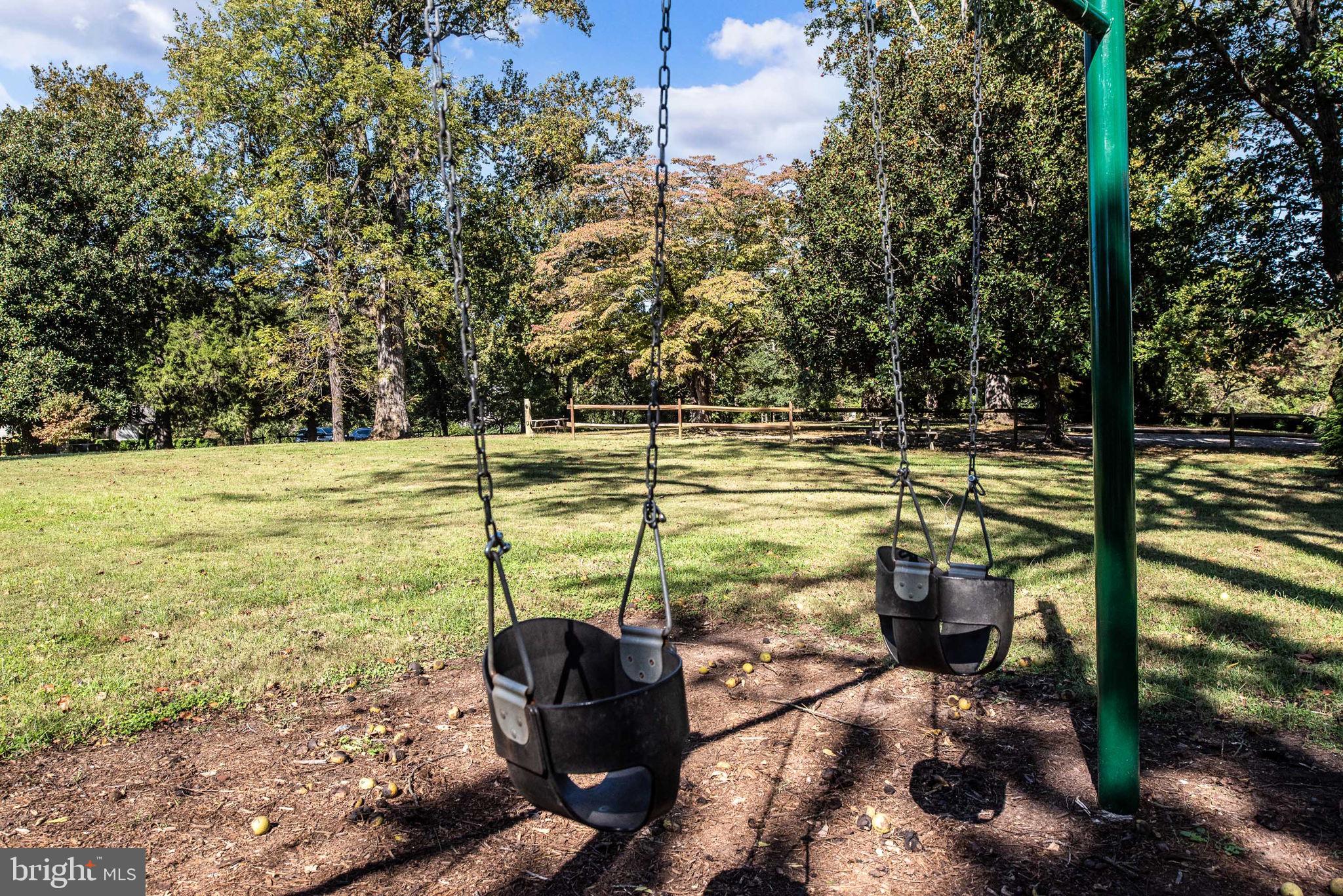 PRESIDENTIAL LAKES - Residential