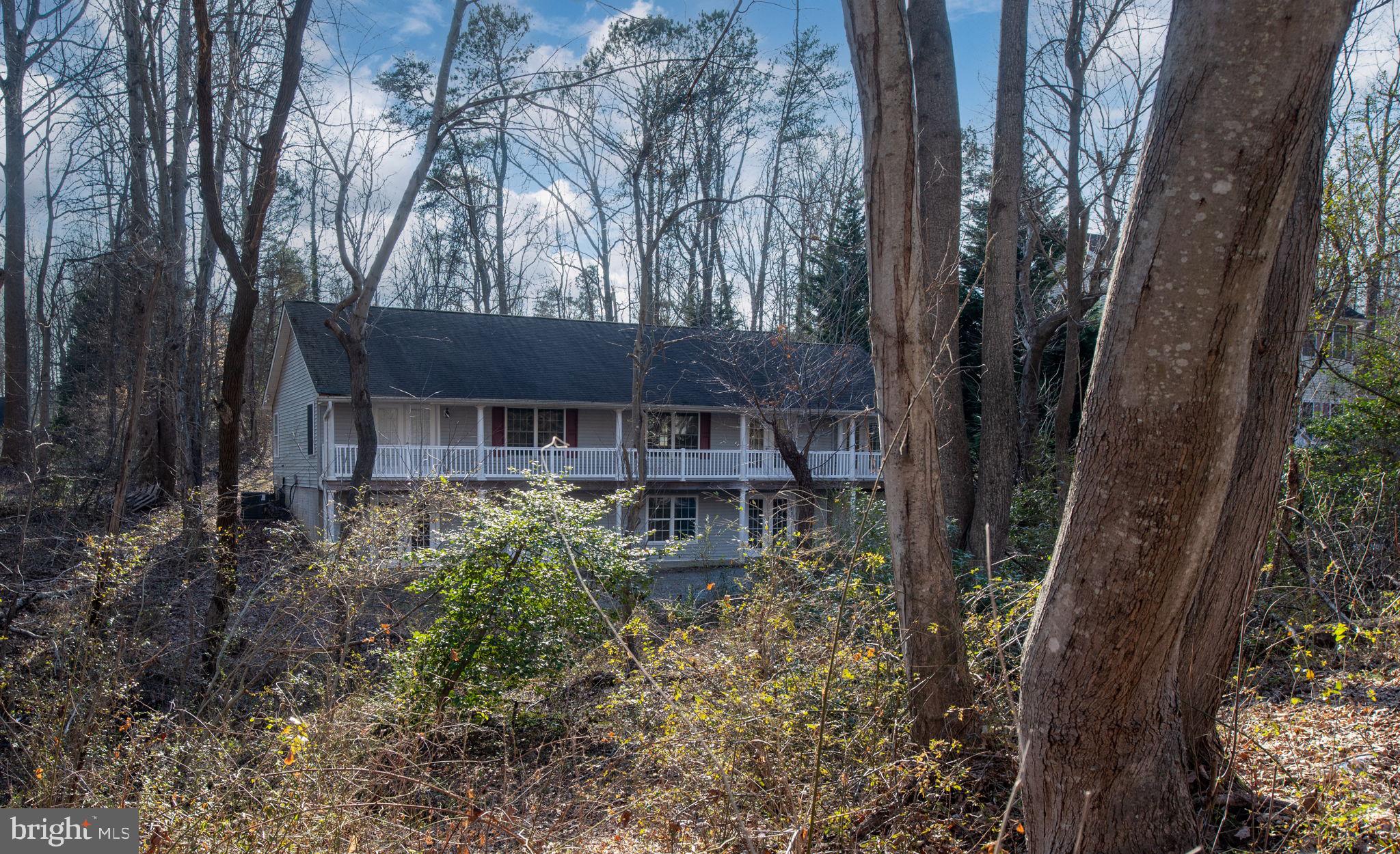 PRESIDENTIAL LAKES - Residential