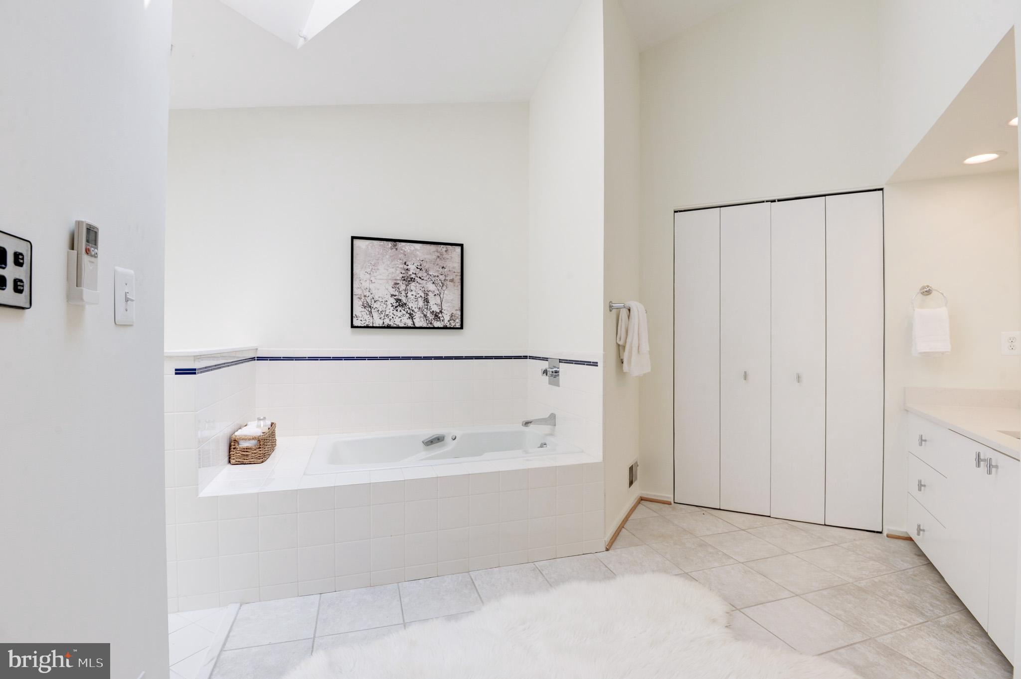 HUNTER VALLEY ESTATES - Residential