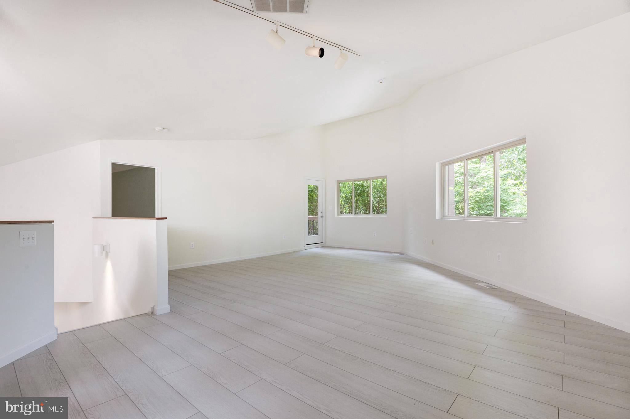 HUNTER VALLEY ESTATES - Residential