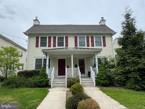 Townhouse For Sale - 16 Harris Road<br/> PRINCETON, NJ 08540