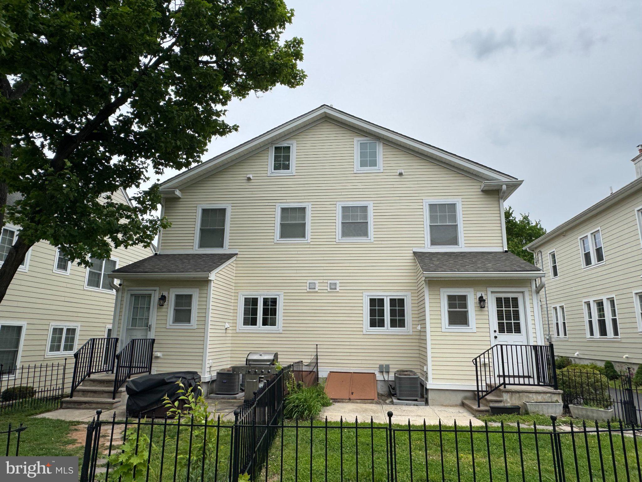 16 HARRIS ROAD