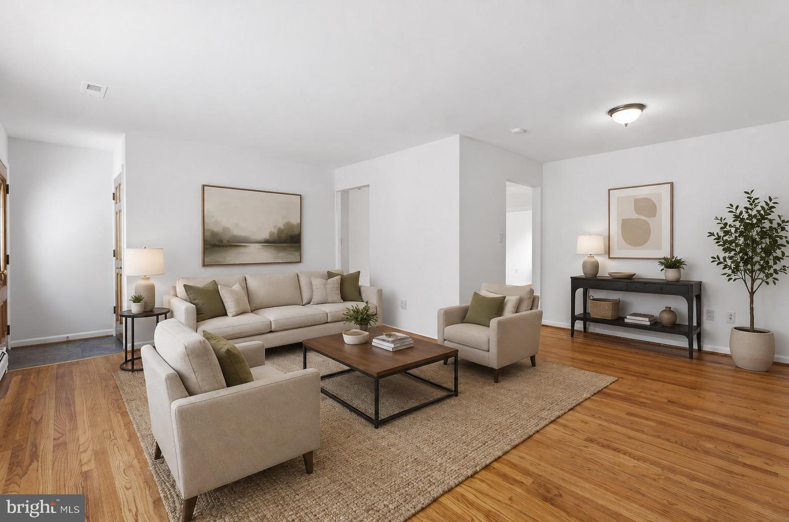 ELEVEN CEDARS - Residential