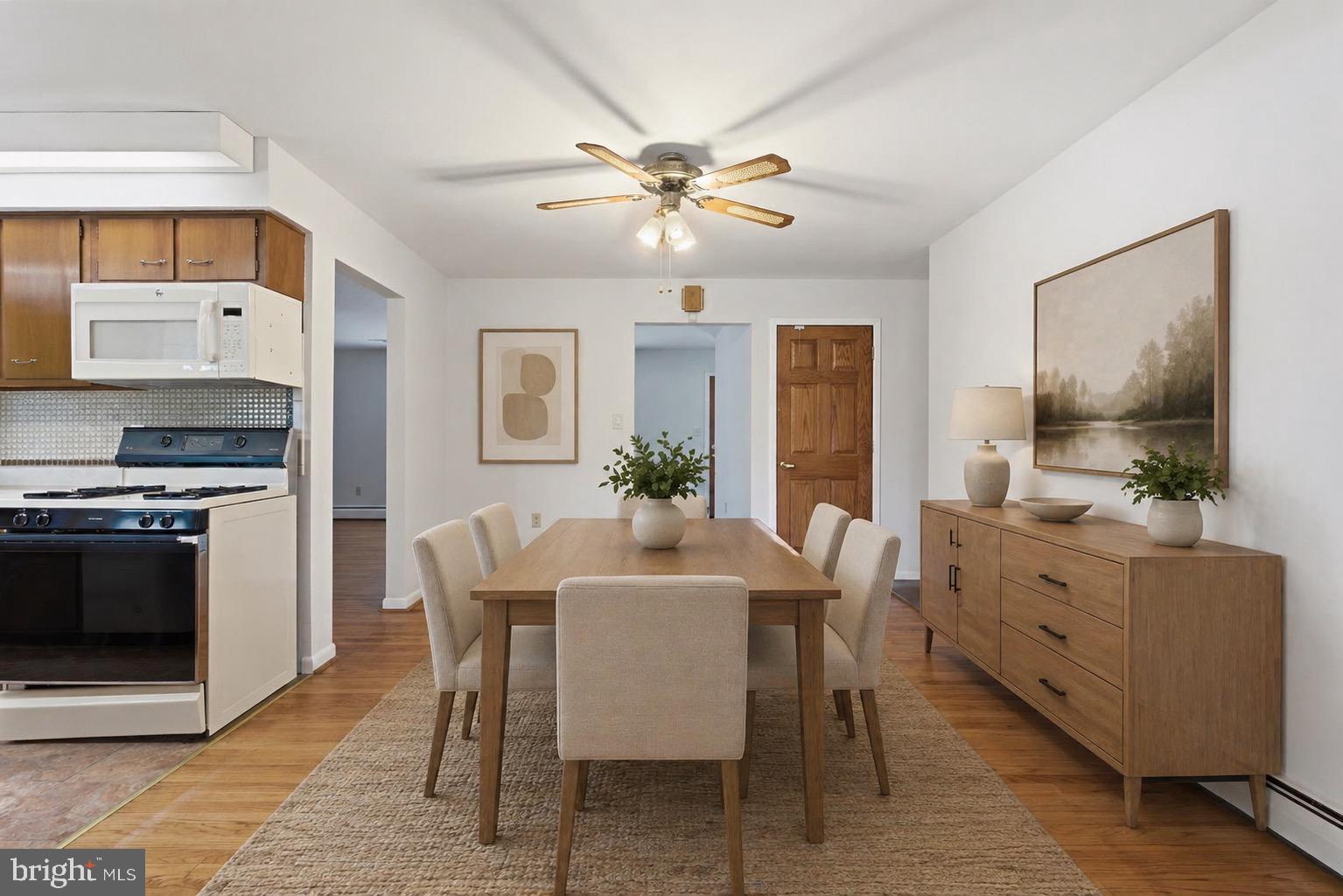 ELEVEN CEDARS - Residential