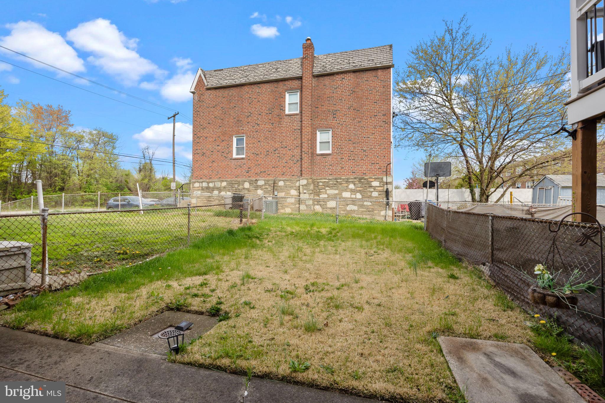 WALTON PARK - Residential