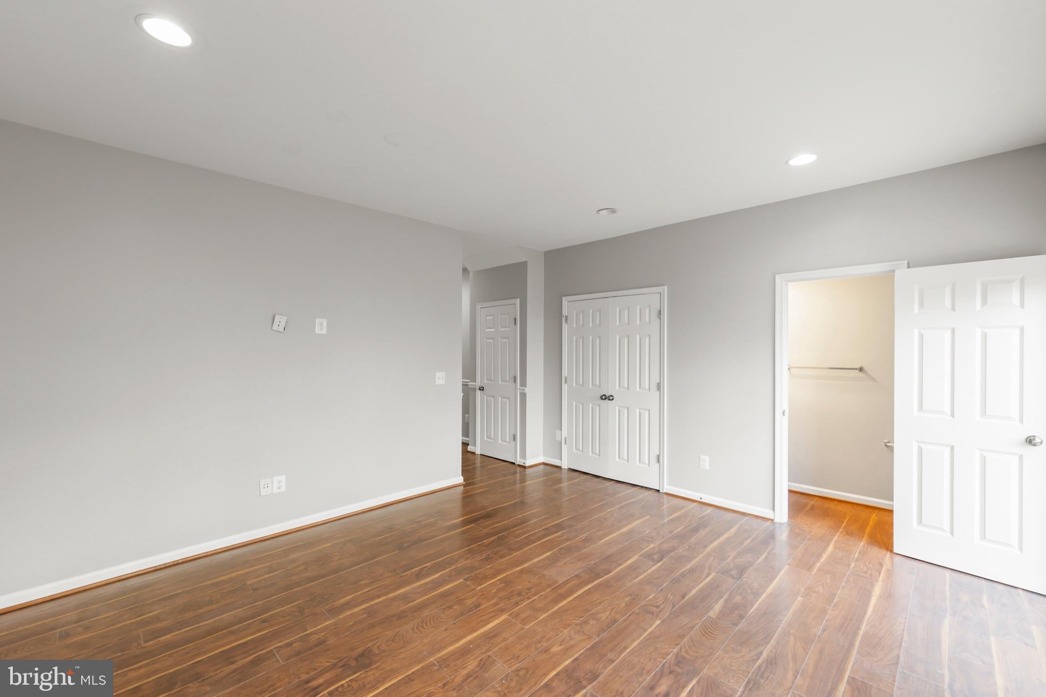 104 PINTANGLE COURT