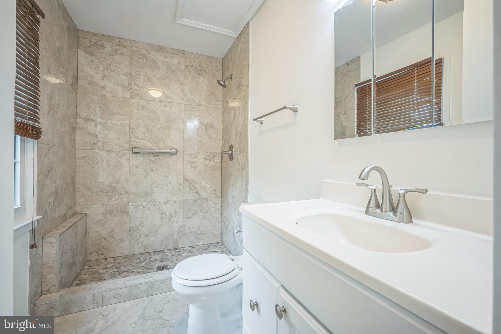 NEWINGTON STATION - Residential